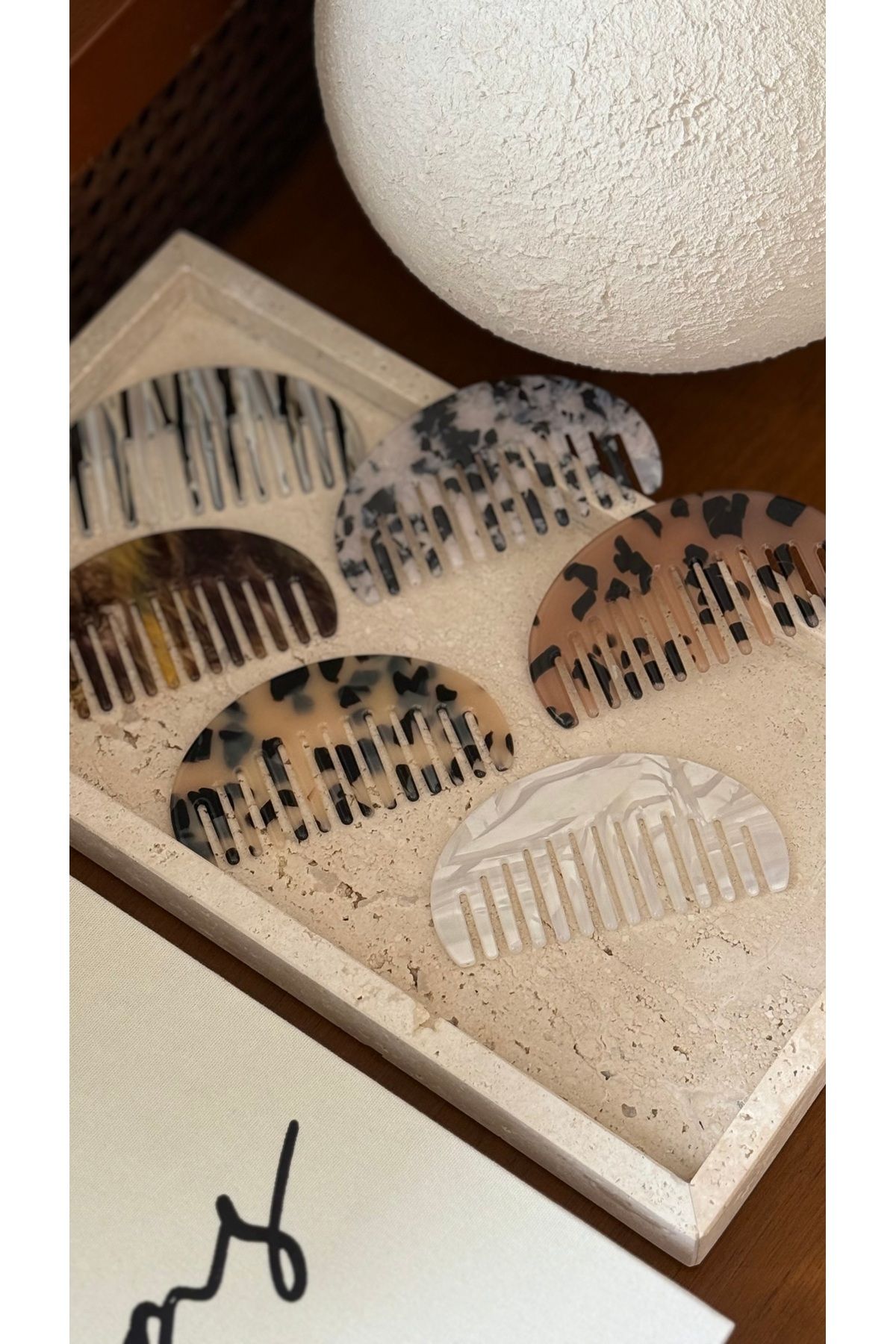 Muse Sister-Patterned Bone Mini Comb White Pearlescent 3
