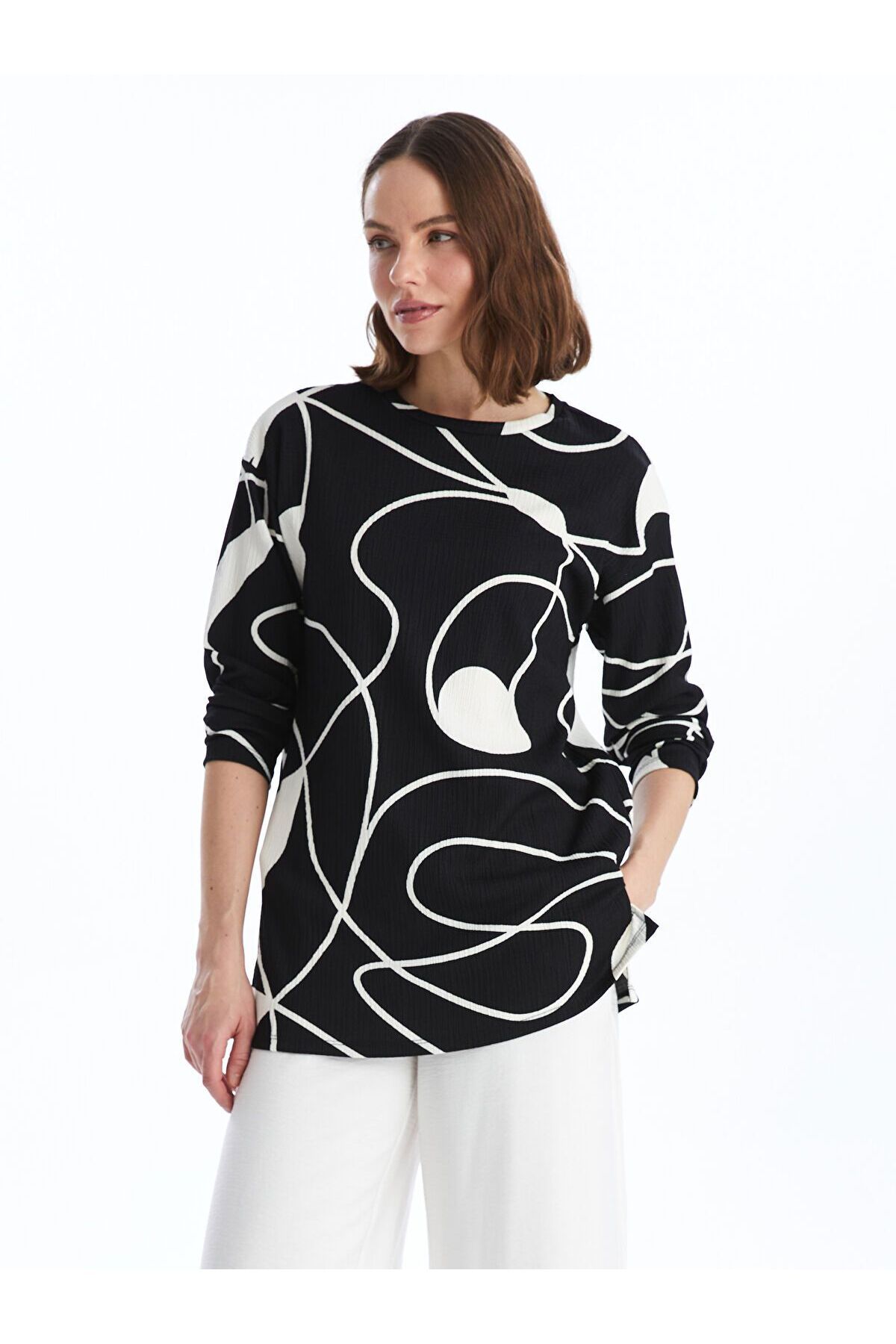 LC Waikiki Bisiklet Yaka Desenli Kadın Sweatshirt Tunik