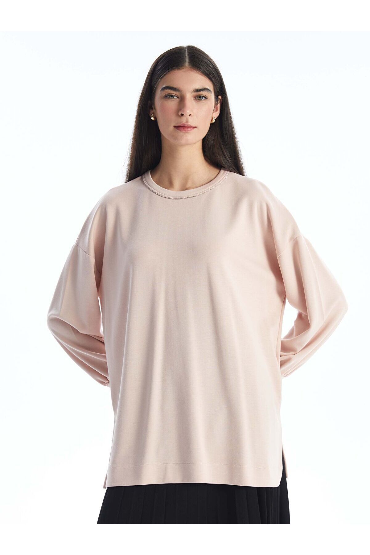 LC Waikiki Bisiklet Yaka Düz Uzun Kollu Oversize Kadın Tunik