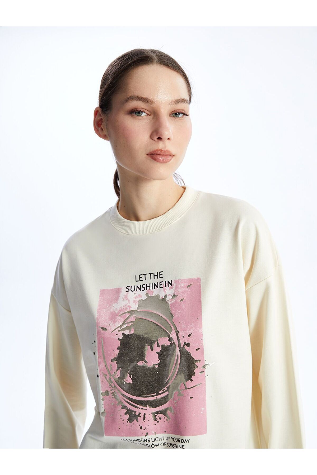 LC Waikiki Bisiklet Yaka Baskılı Uzun Kollu Kadın Sweatshirt Tunik