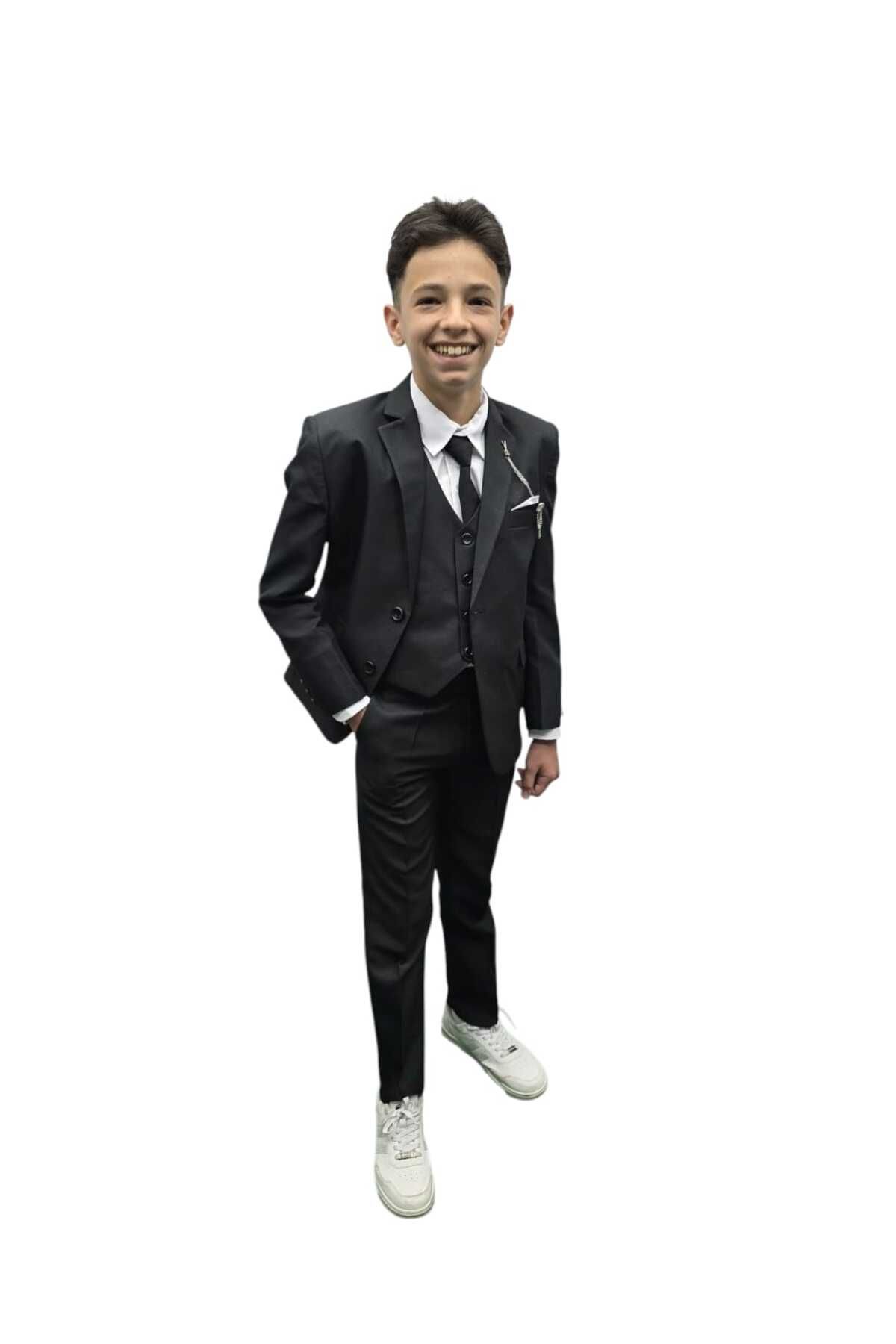 ÇOCUK TAKIM ELBİSE