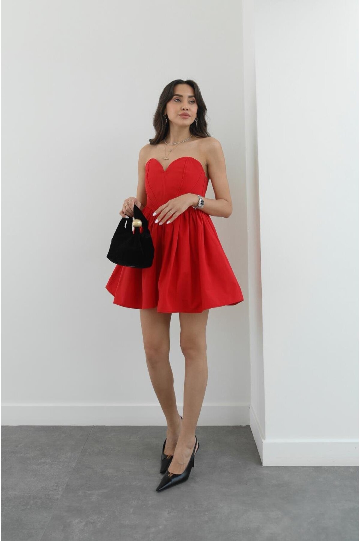 Havoş-Red Heart Neck Mini Dress 4