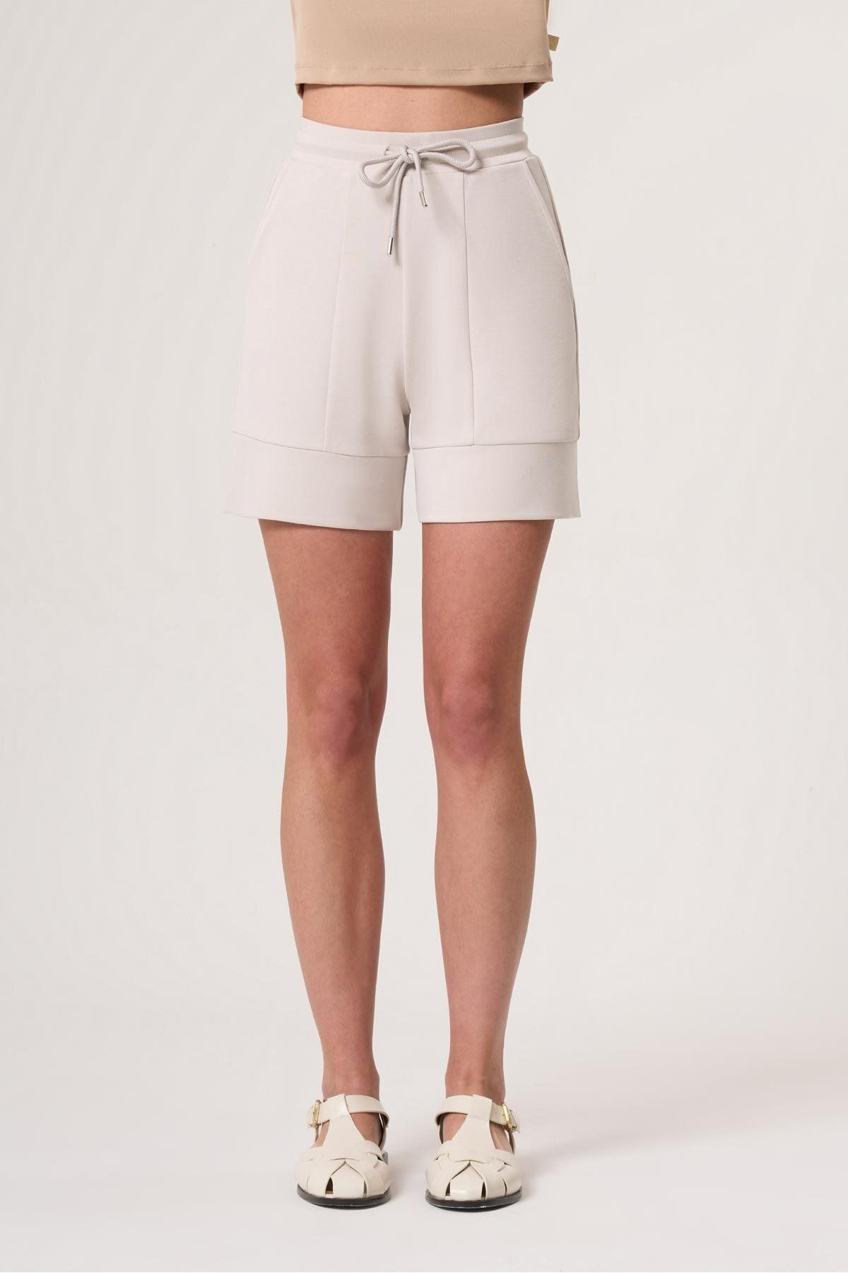 wellwe-Ces Stone Color Modal Content, Ultra Comfortable Shorts with Leg Detail 3