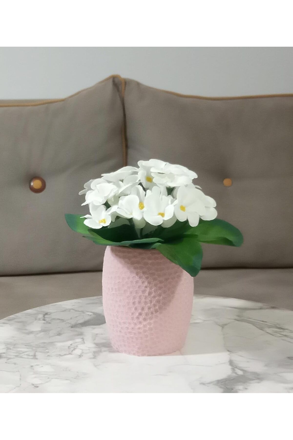 STOREMAX OZN DAHİL,VAZO DAHİL,VAZODA ÇİÇEK,BEYAZ YAPAY ÇİÇEK,VAZO PEMBE PETEK DESENLİ POLİRESİN 8x