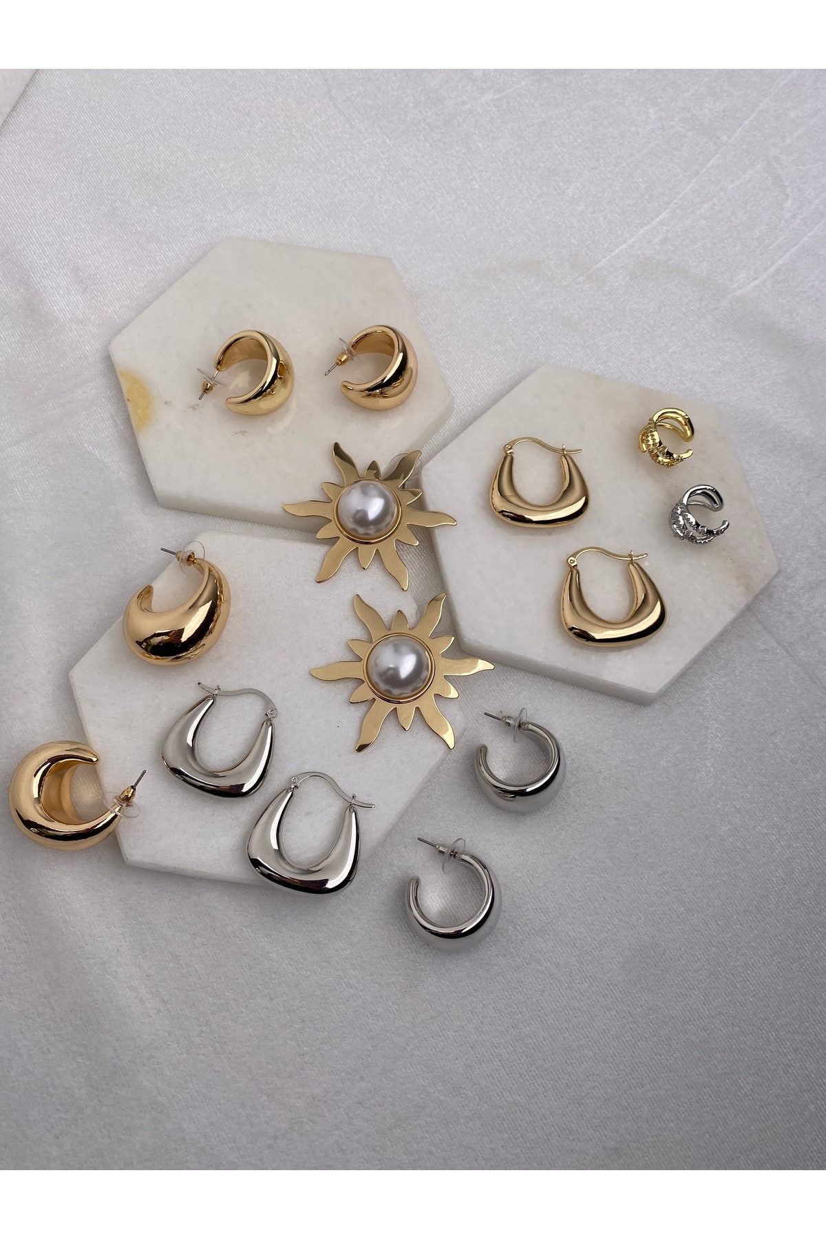 Sacha Accessories-Geometric Silver Hoop Earrings 5