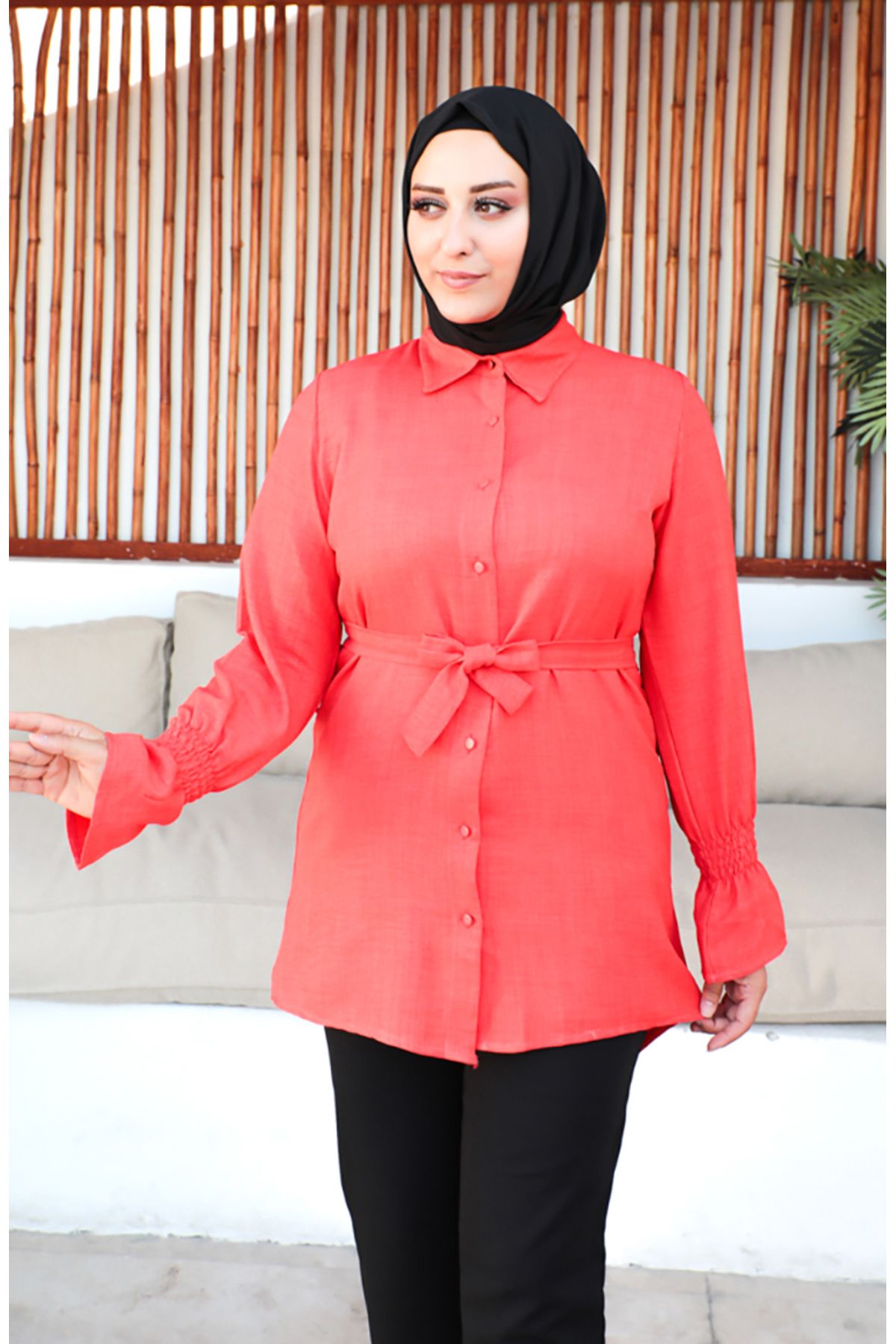 complete the look image