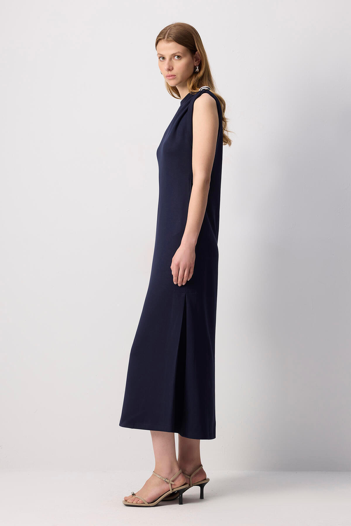 Touché Privé-Metal Accessory Detailed Dress 3