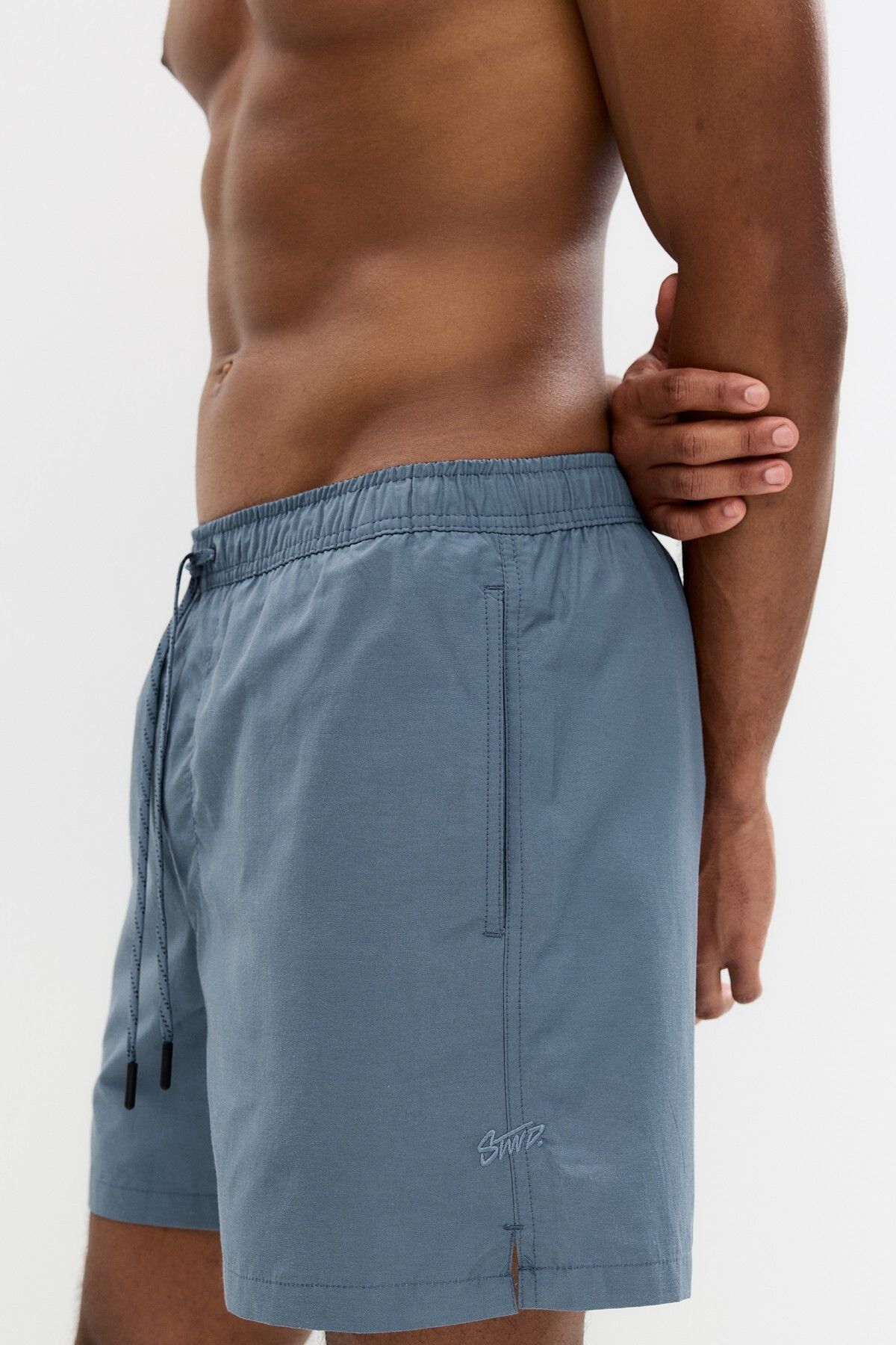 Pull & Bear-Regular swimming trunks with logo waist 6