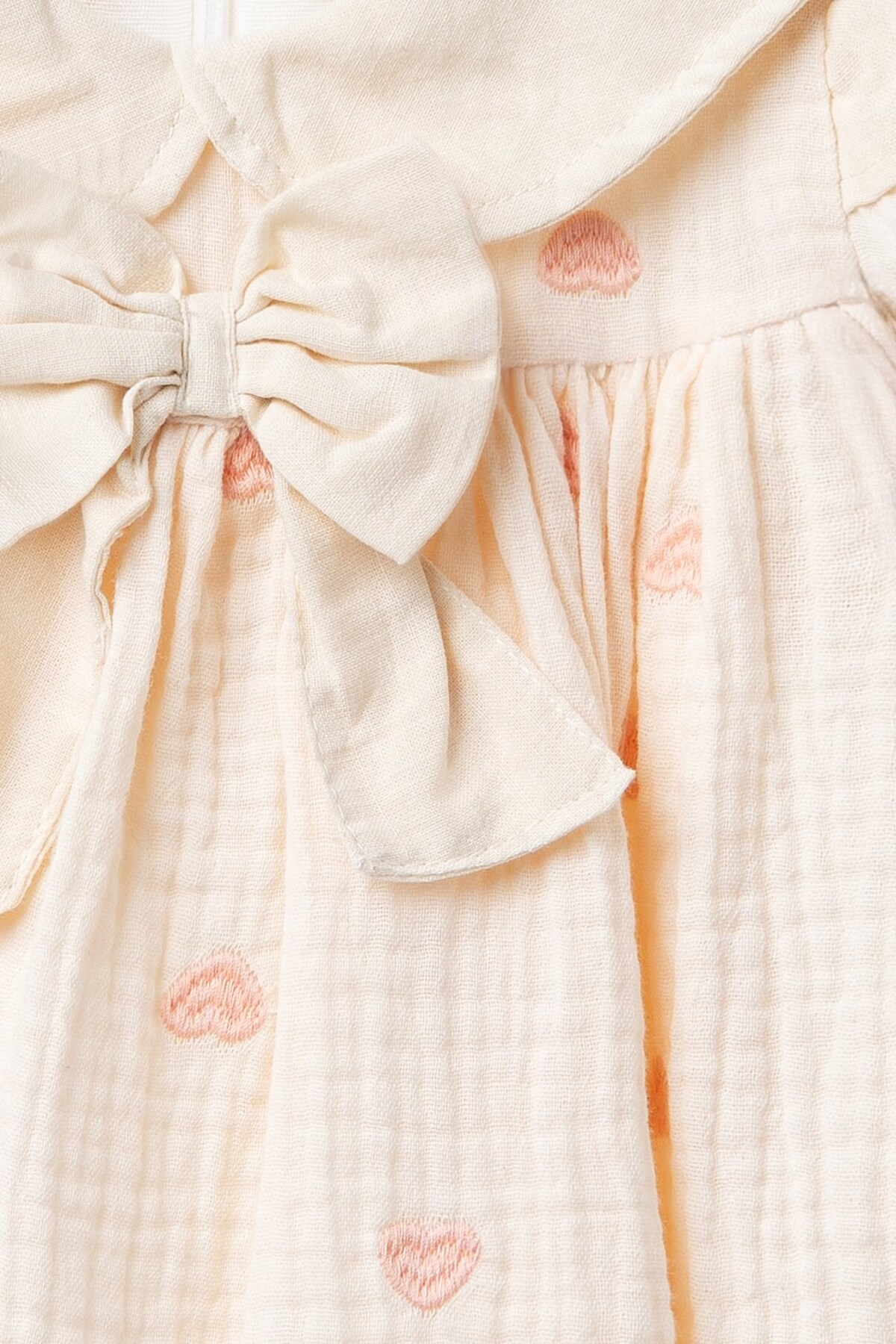 Banamio Marlow Kız Bebek Çocuk Fiyonk Detaylı Kalp Nakışlı Astarlı Müslin Elbise fotoğrafı 2 (önizleme)