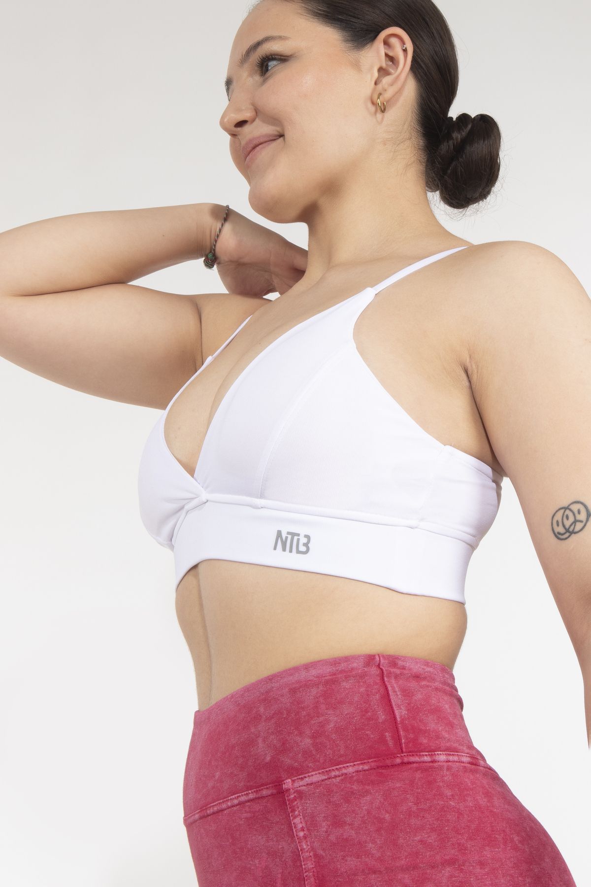 NTB Nature The Brand Dikişli Dekolteli Sporcu Bra