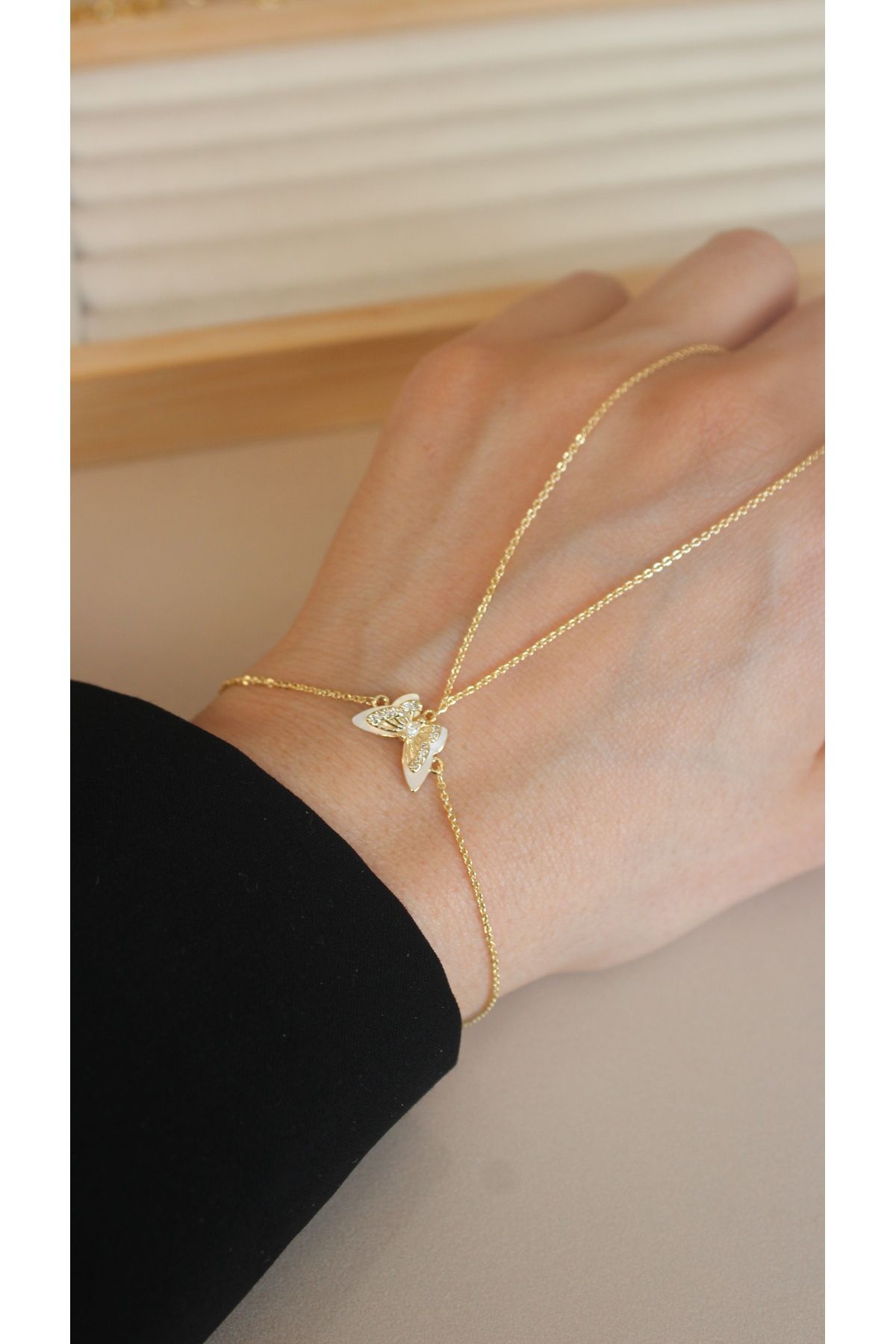Tişt Accessory Gold Renk Zirkon Taş Kelebek Detaylı Trend Vip Çelik Şahmeran