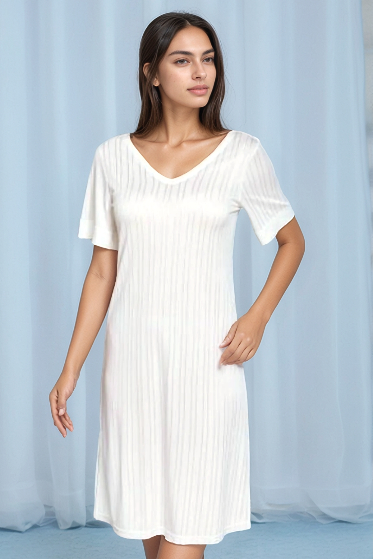 Soweto Kadın Kısa Kol Şeritli V Yaka %100 Viskon Gecelik