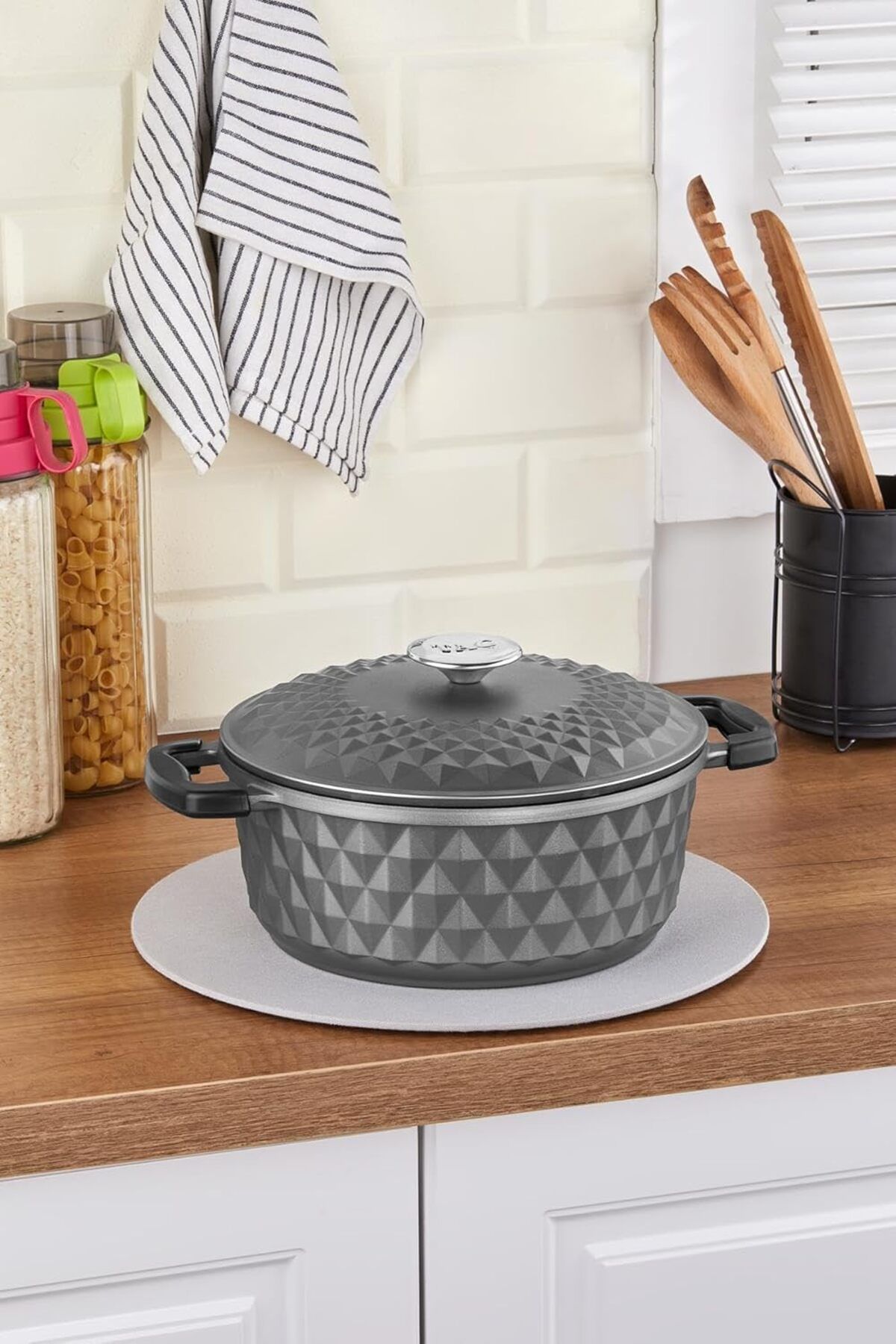 LUXE Bella Döküm Kapak Derin Tencere 20 Cm Gri LXSHP 1055529