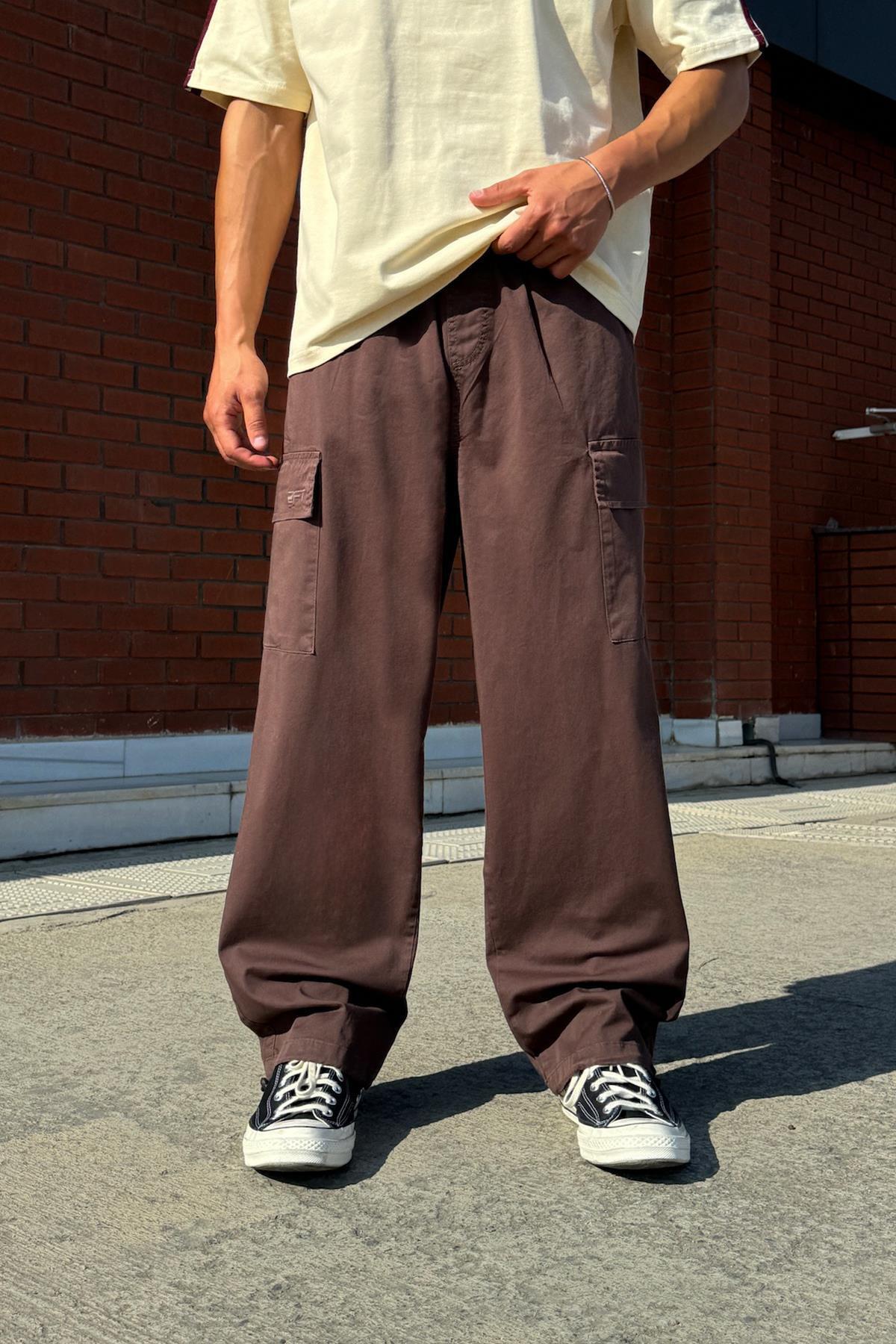Flaw Wear-Adjustable Leg Embroidered Pocket Detail Brown Cargo Pants 4