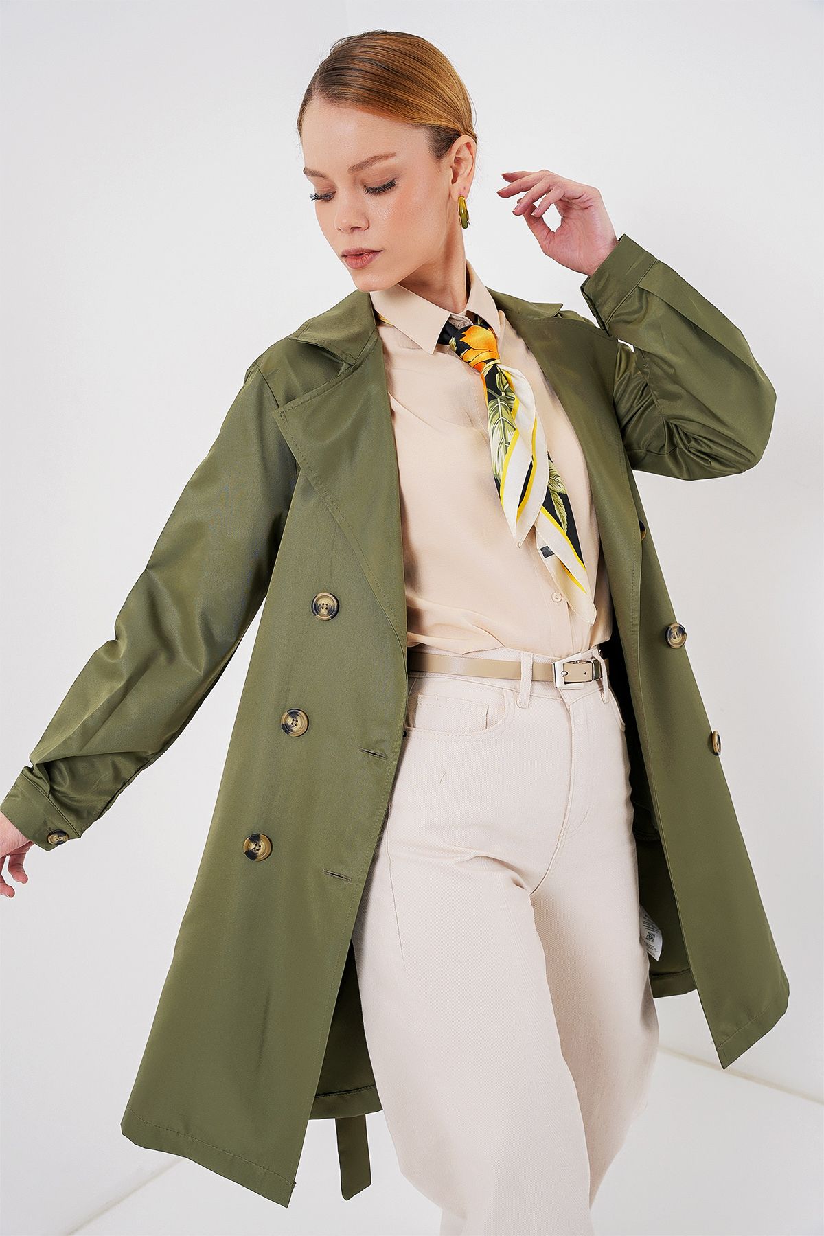 Bigdart-5864 Kurzer Trenchcoat mit zweireihigem Kragen – Khaki 4