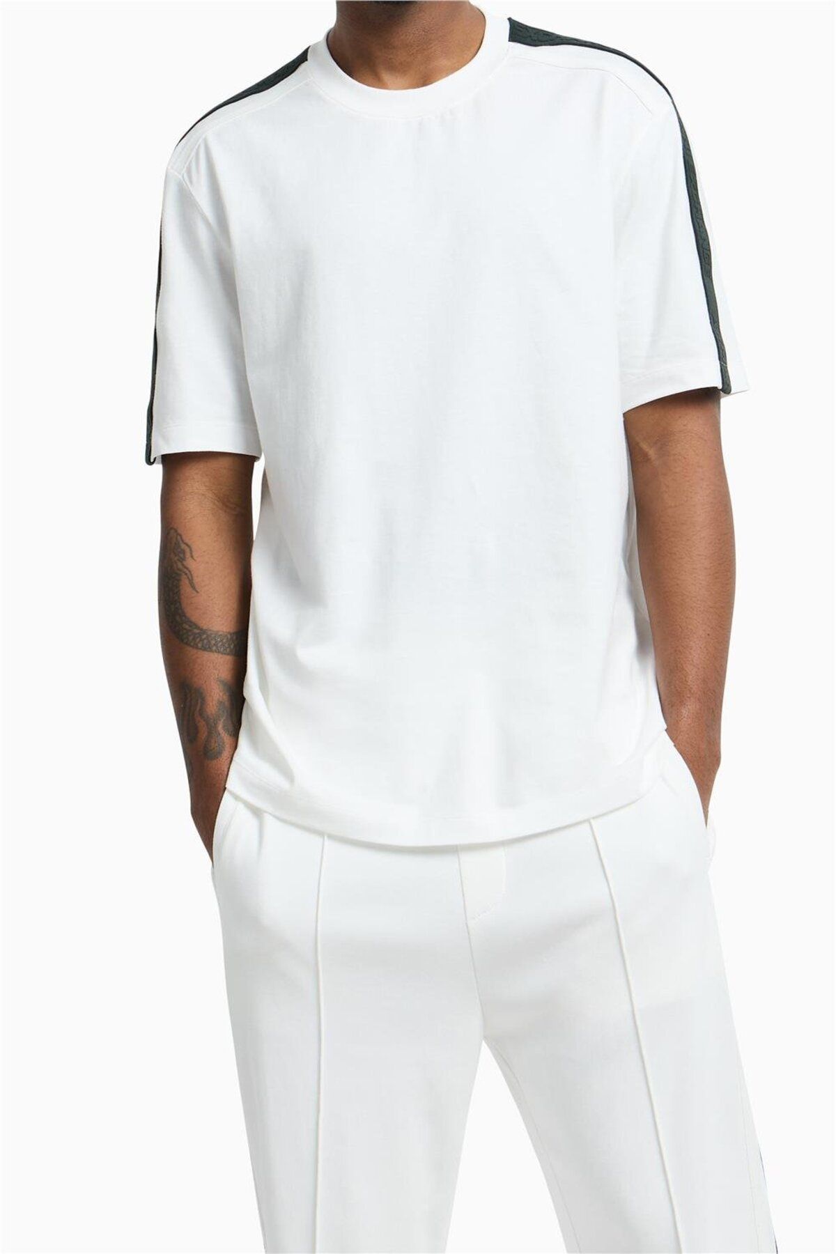 Armani Exchange-Tricou pentru bărbați cu gât crew 2