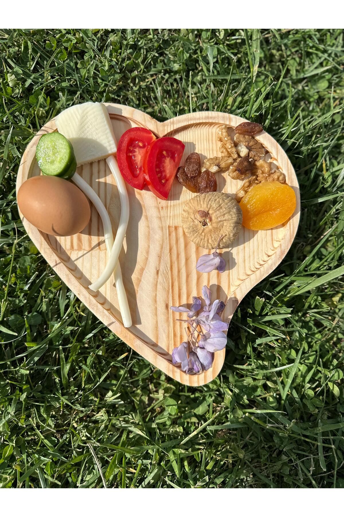 SOPARWOOD Ahşap Kalpli Tabak Bej Sunumluk