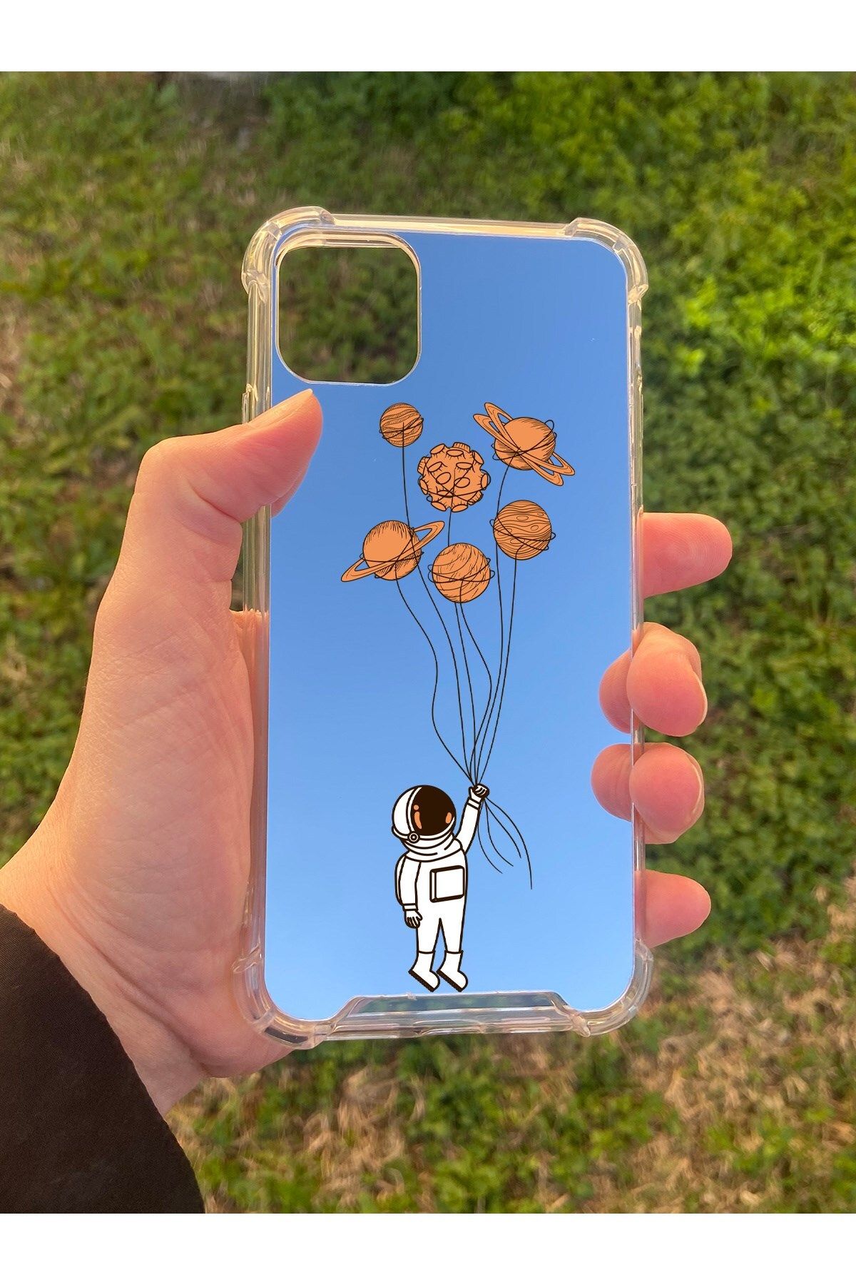 blueb İphone 11 Pro Max Uyumlu Aynalı Astronot Desenli Darbe Kamera Korumalı Silikon Telefon Kılıfı