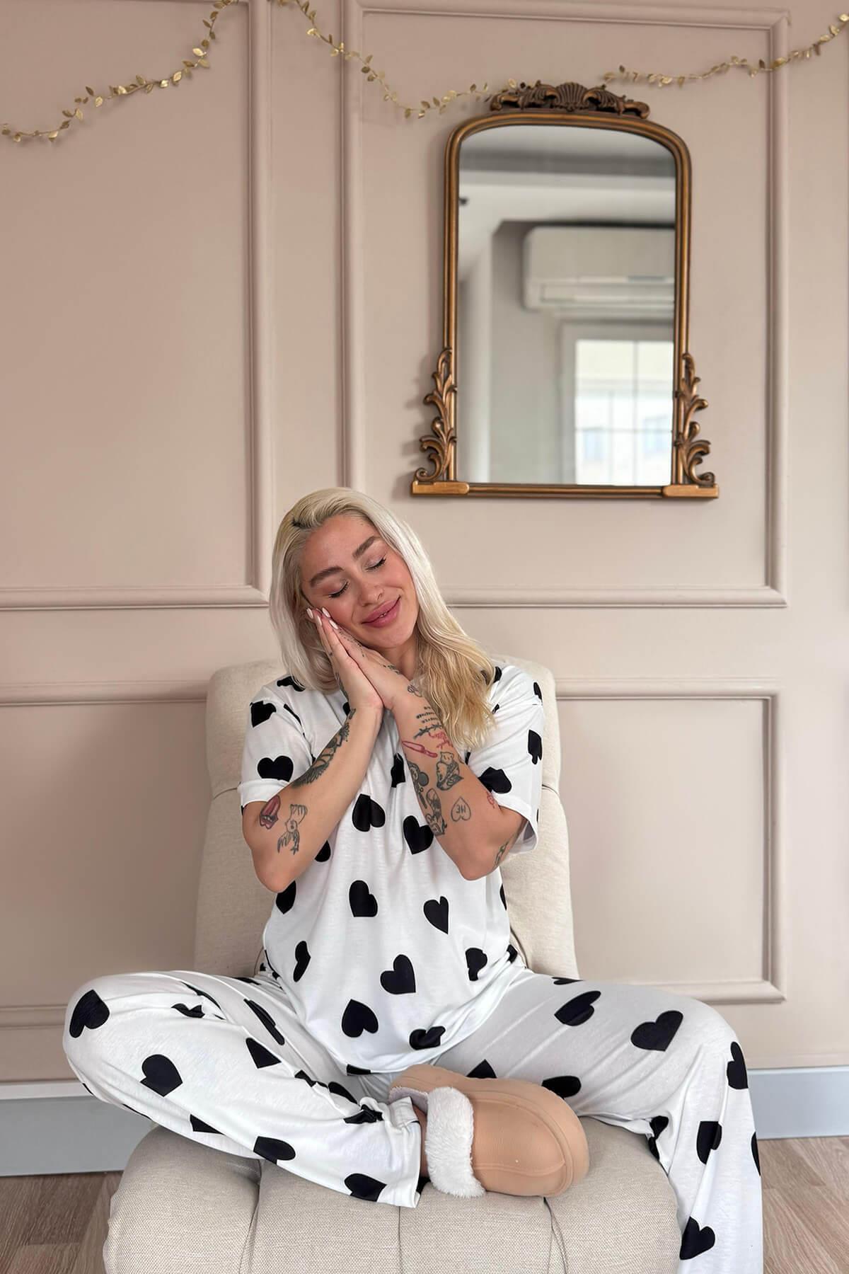 Pijamaevi-Ivory Passion Heart Patterned Bamboo Short Sleeve Women's Pajamas Set 4