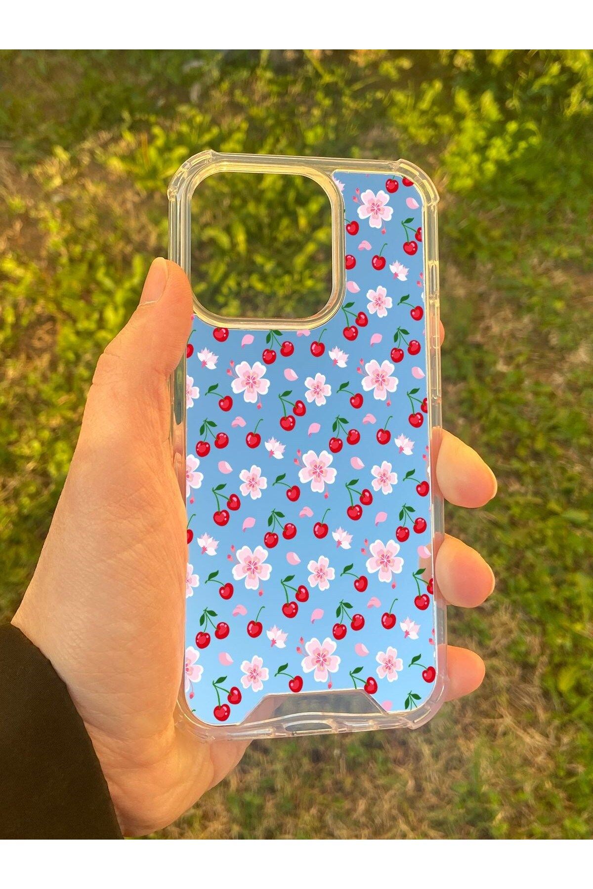 blueb İphone 14 Pro Uyumlu Aynalı Kiraz Desenli Darbe Kamera Korumalı Silikon Telefon Kılıfı