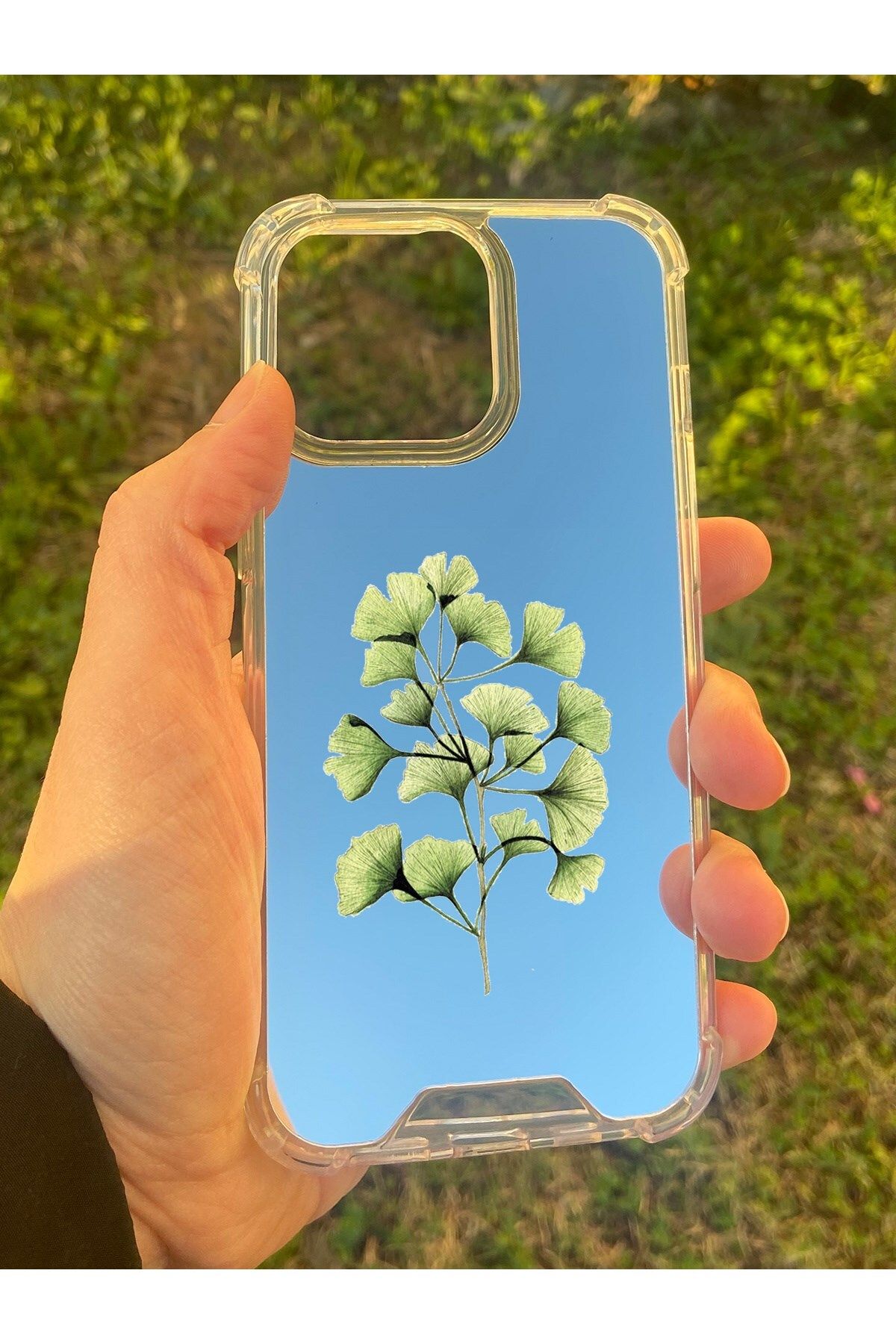 blueb İphone 13 Pro Uyumlu Aynalı Ginkgo Desenli Darbe Kamera Korumalı Silikon Telefon Kılıfı