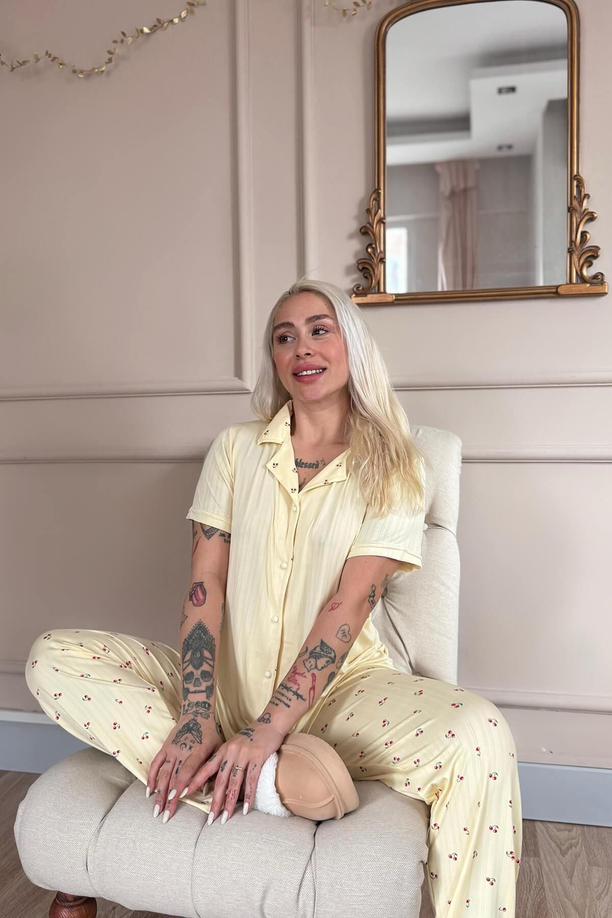 Pijamaevi-Vanilla Cherry Blossom Patterned Front Buttoned Marlenka Pajama Set 4