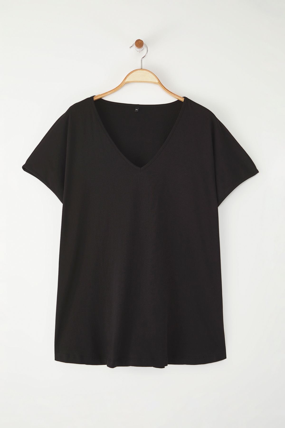 Trendyol Curve-Black V-Neck Long Length Large Size T-Shirt Tbbss25Bf00073 5