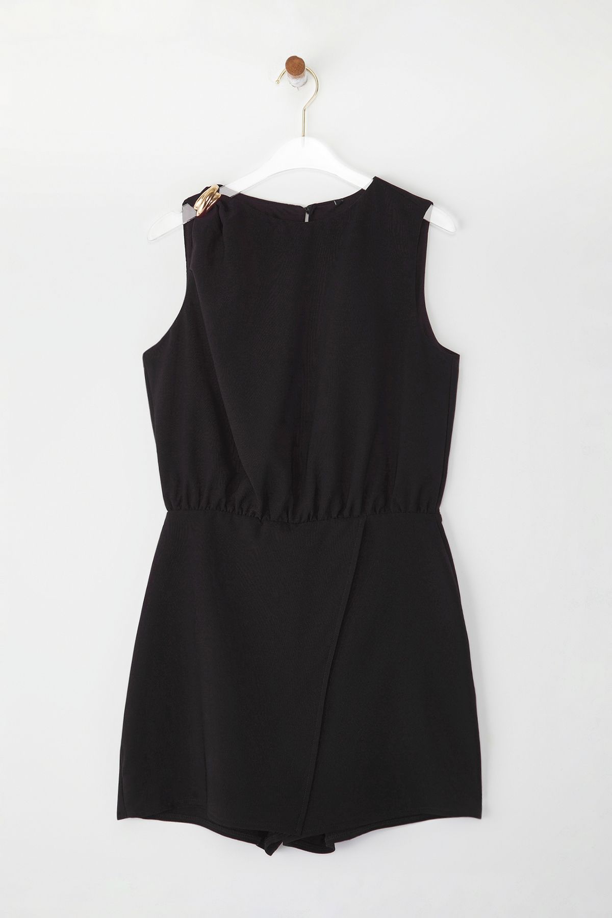 Trendyol Collection-Black Wide Leg Accessory Detailed Mini Woven Jumpsuit Twoss25Tu00018 6