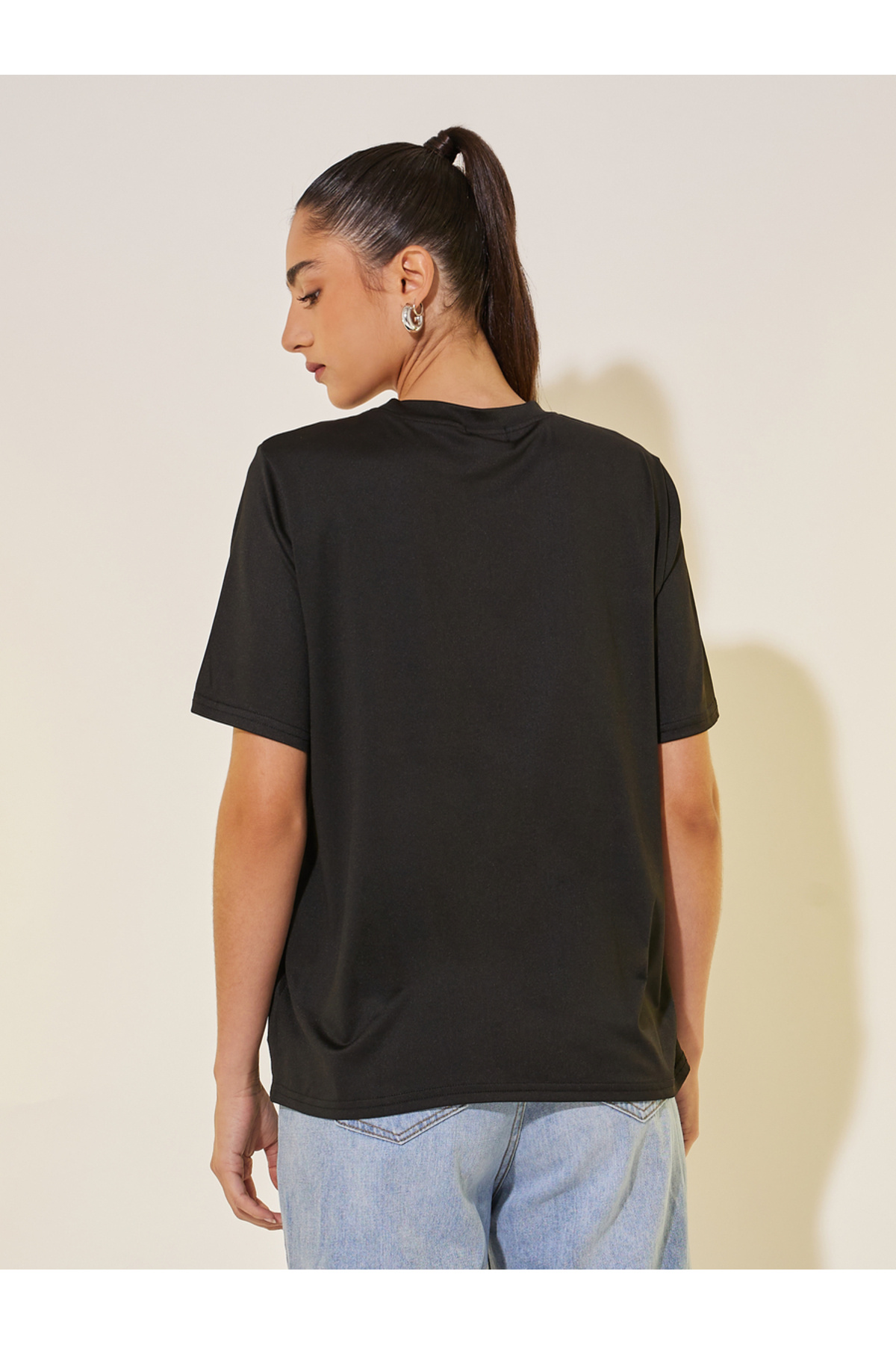 Styli-Women Black Studded Bow Detail Regular Fit T-Shirt 4