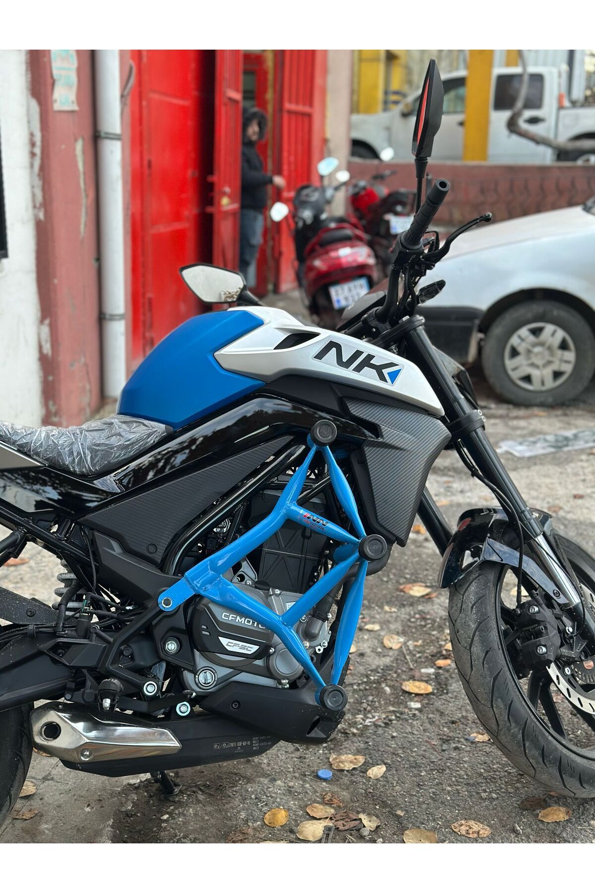 CF Moto NK250 ÖZEL MAVİ 6 TAKOZLU KORUMA DEMİRİ
