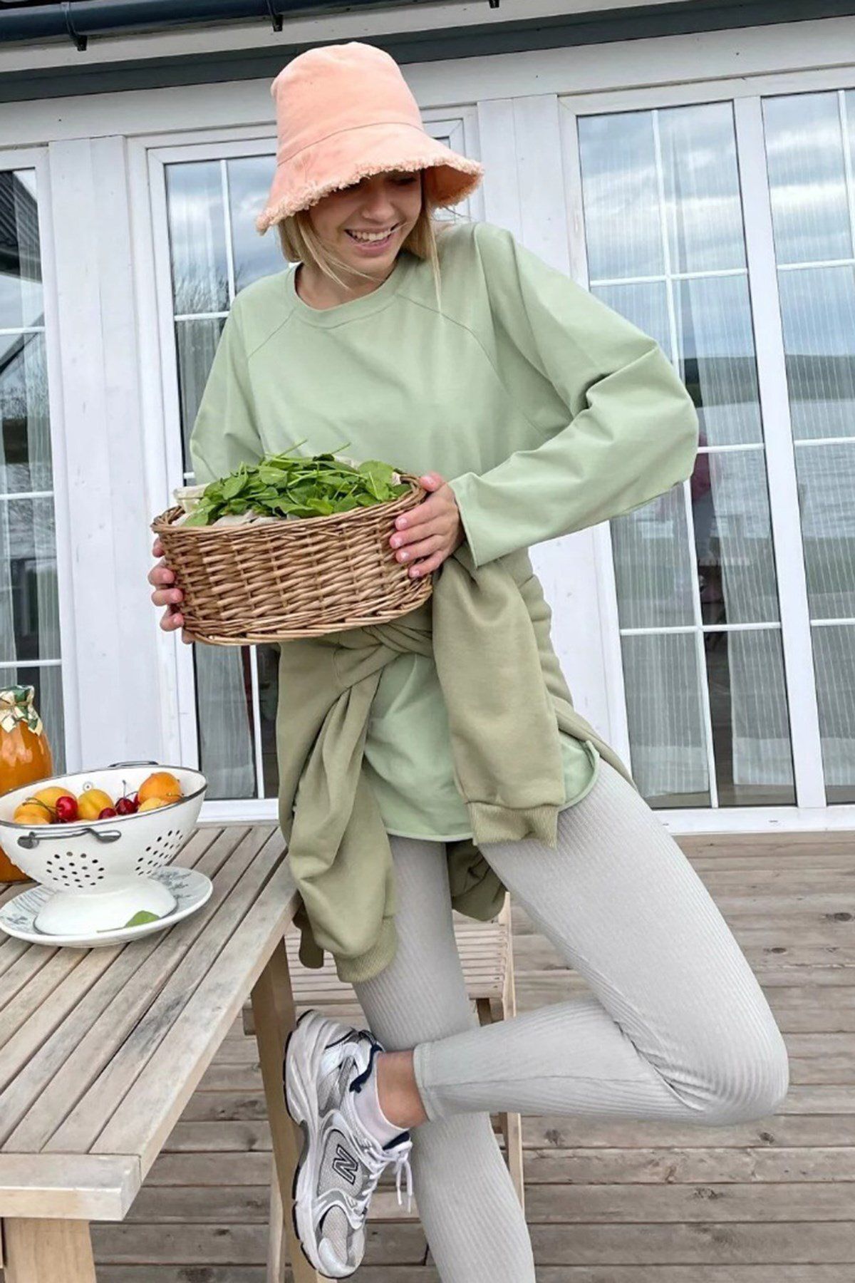 سویشرت سبز زنانه یقه گرین بیسیک Mint Green Basic MG1676 Madmext