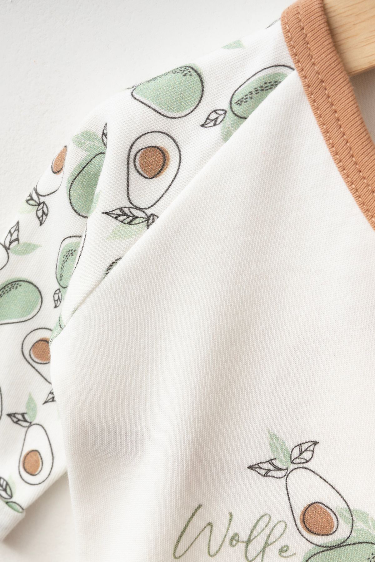 yukobaby bebeğiniz için en doğalı-Baby Avocado 5-Piece Newborn Hospital Release Zibin Set W785 2