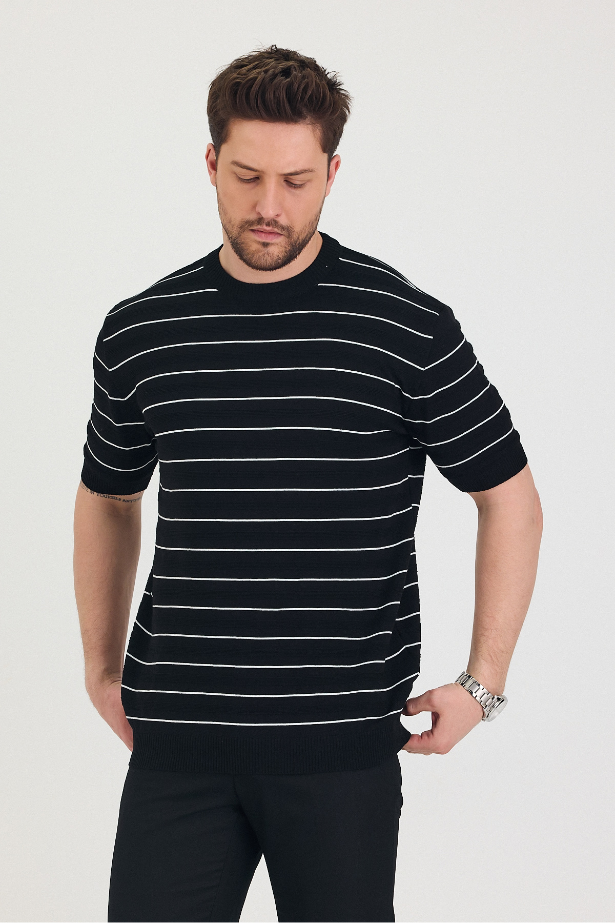 Tarz Cool-Tricou subțire pentru bărbați, cu mânecă scurtă, cu decolteu și detaliu 7