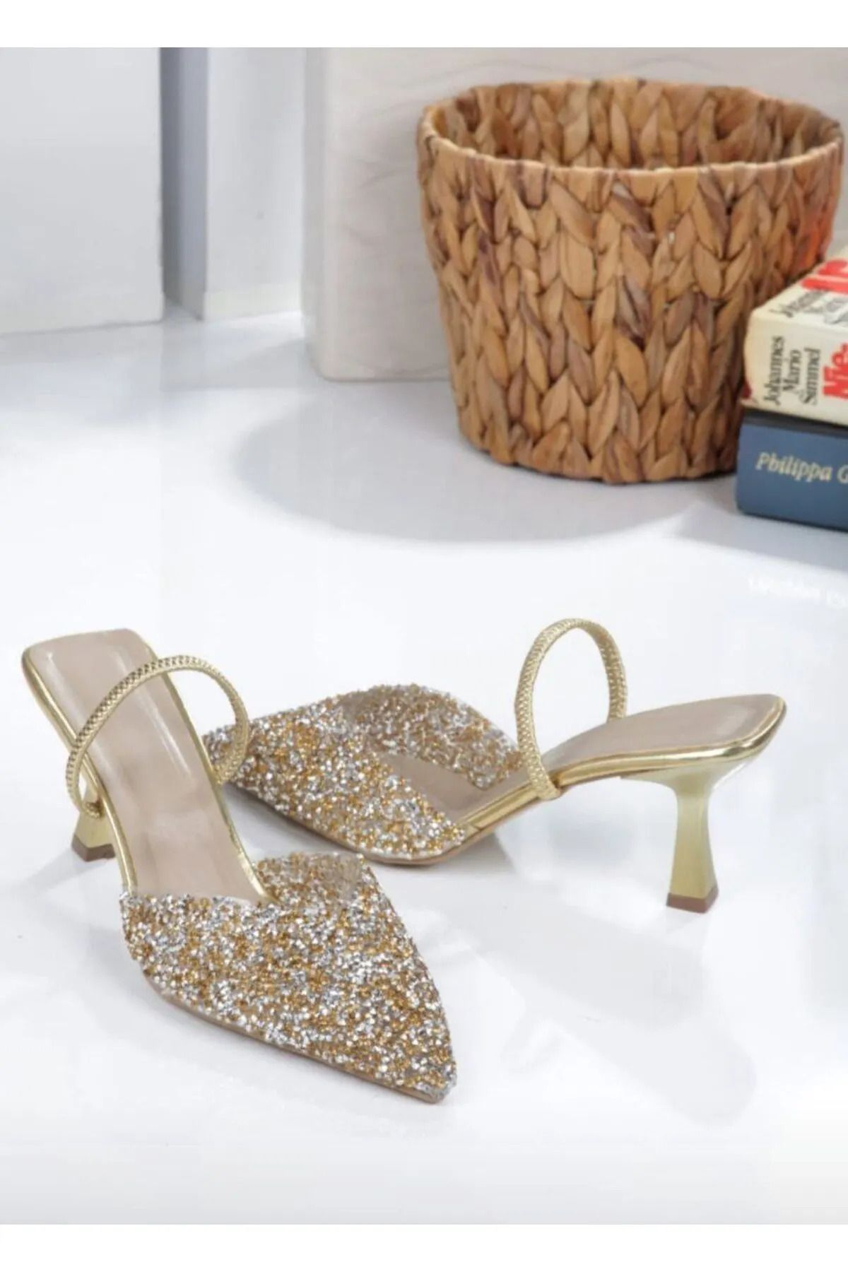 Zenvea-Glass Crumbs Detail Open Back Heeled Shoes 2