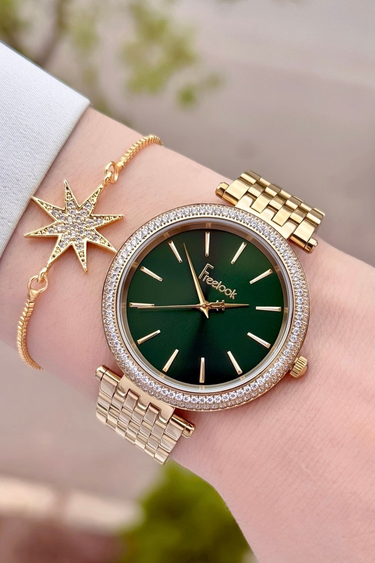 Freelook Kadranı Yeşil Kordonu Altın Renk 2 Yıl Garantili 38 Mm Kadın Kol Saati Ve Bileklik