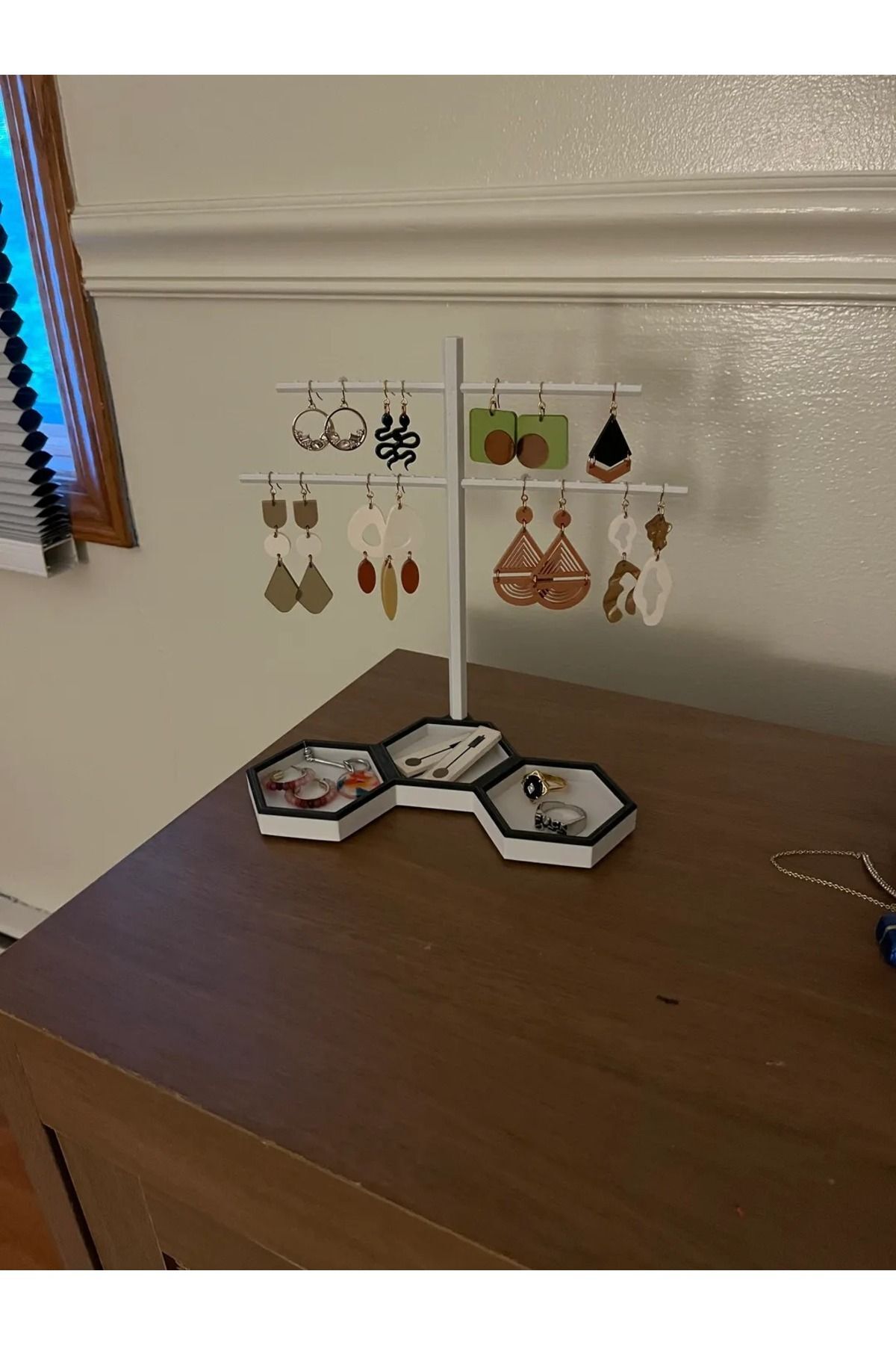 Filkorium3D Küpe - Aksesuar Standı , Organizeri - Kolye Standı - Kolye askısı (AĞIR KOLYEYE UYGUN DEĞİLDİR)