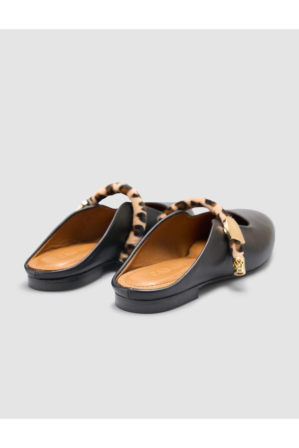 Cabani-100% Genuine Leather Black Women's Leopard Detail Slippers 3