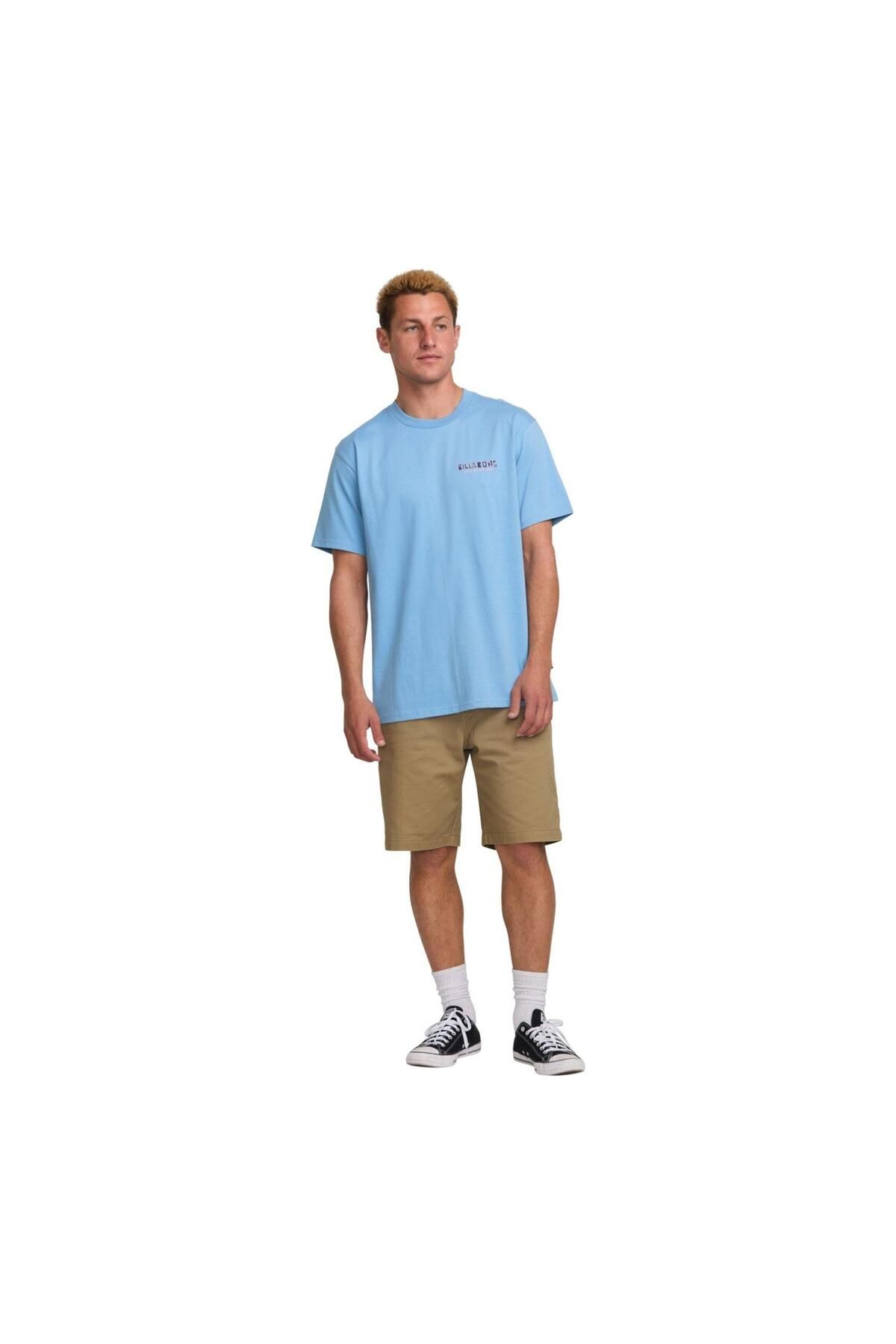 complete the look image