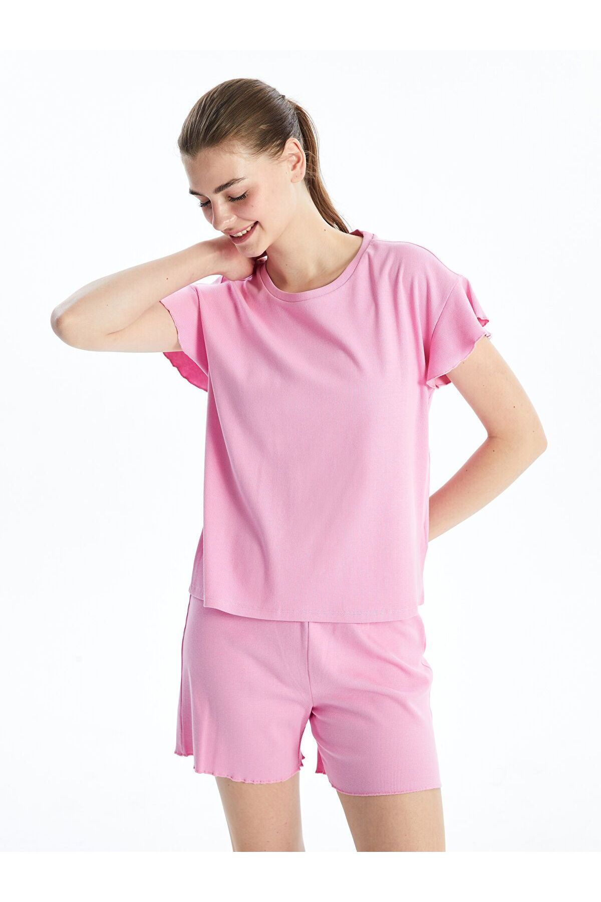 LC Waikiki Bisiklet Yaka Düz Kısa Kollu Kadın Şortlu Pijama Takımı