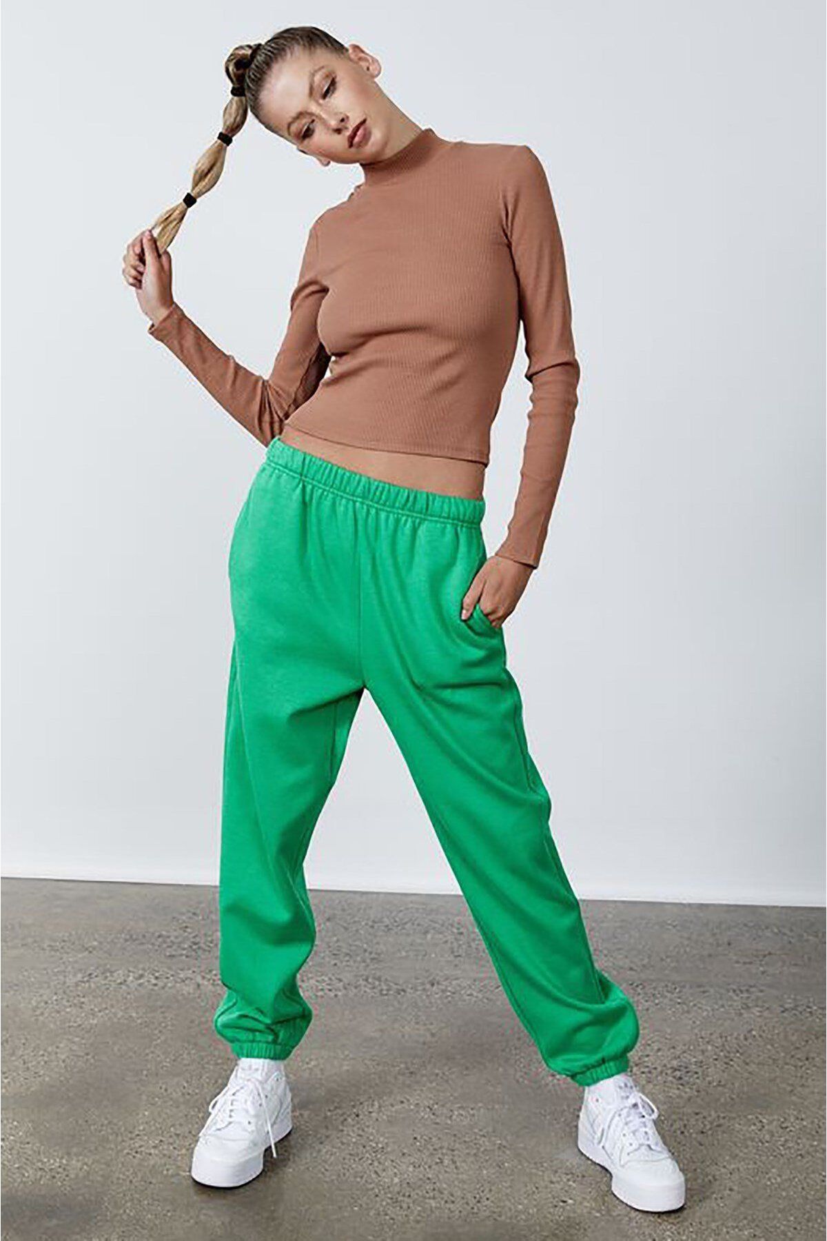 Madmext-Grüne Oversize-Jogginghose mit elastischem Bund für Damen MG1235 1