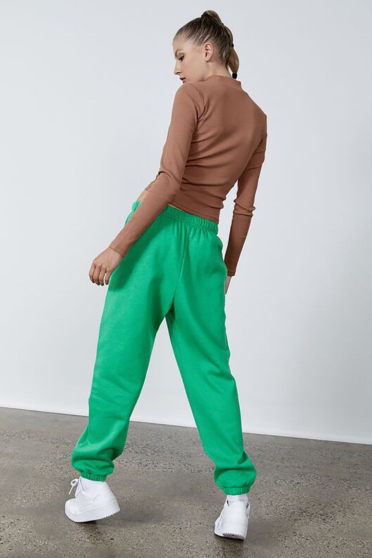 Madmext-Grüne Oversize-Jogginghose mit elastischem Bund für Damen MG1235 5