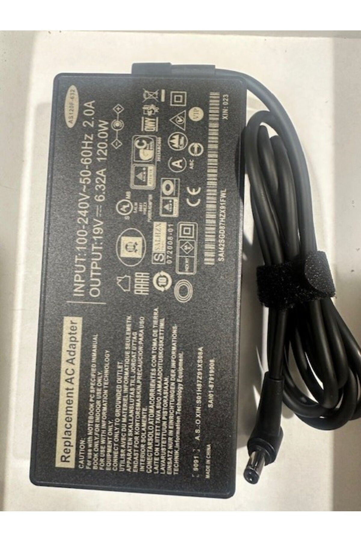 Leonpro 19 volt 6.32 amper notebook adaptör 120 watt notebook adaptör 5.5 mm 2.5 mm
