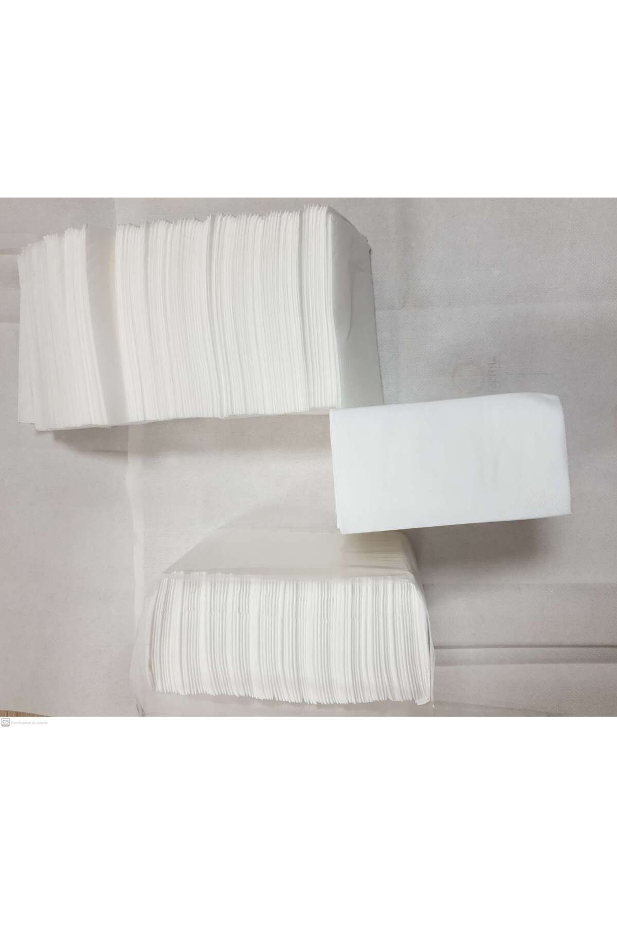 ARZ GROUP Beyaz (24x24 cm) Kağıt Peçete Çift Katlı 1/8 Garson Katlama (100 adet)