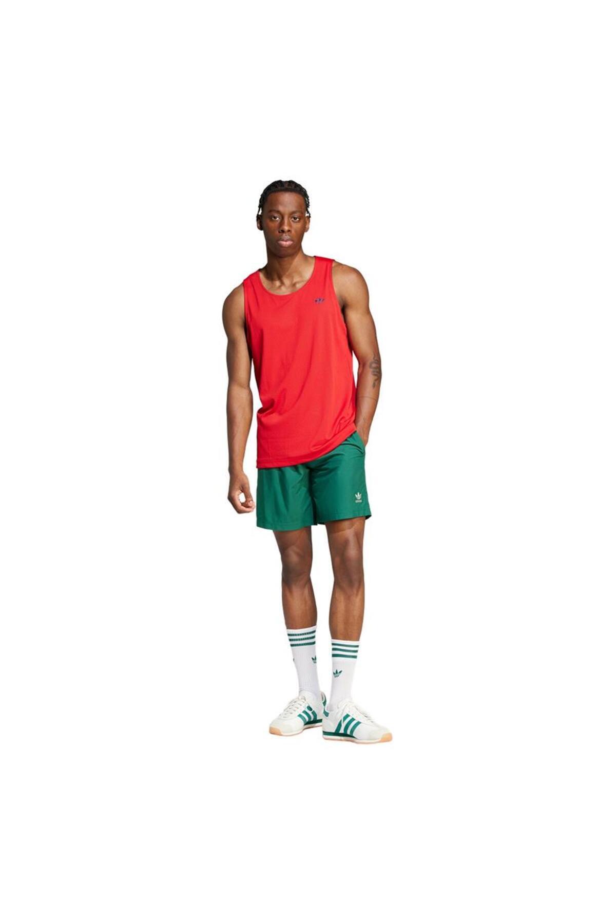 complete the look image