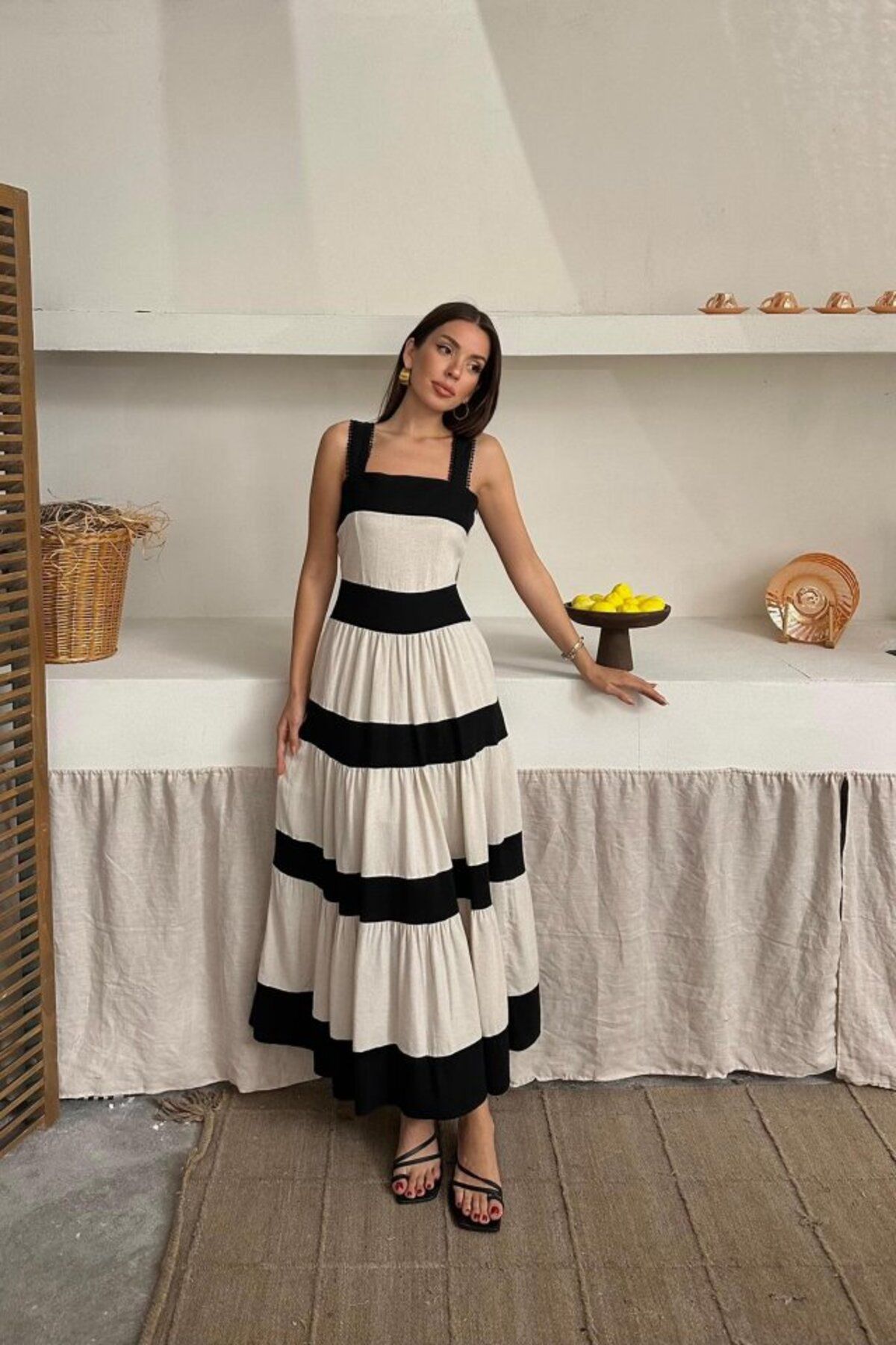 Gökyüzü Moda Bej Arkası Fiyonklu Keten Elbise