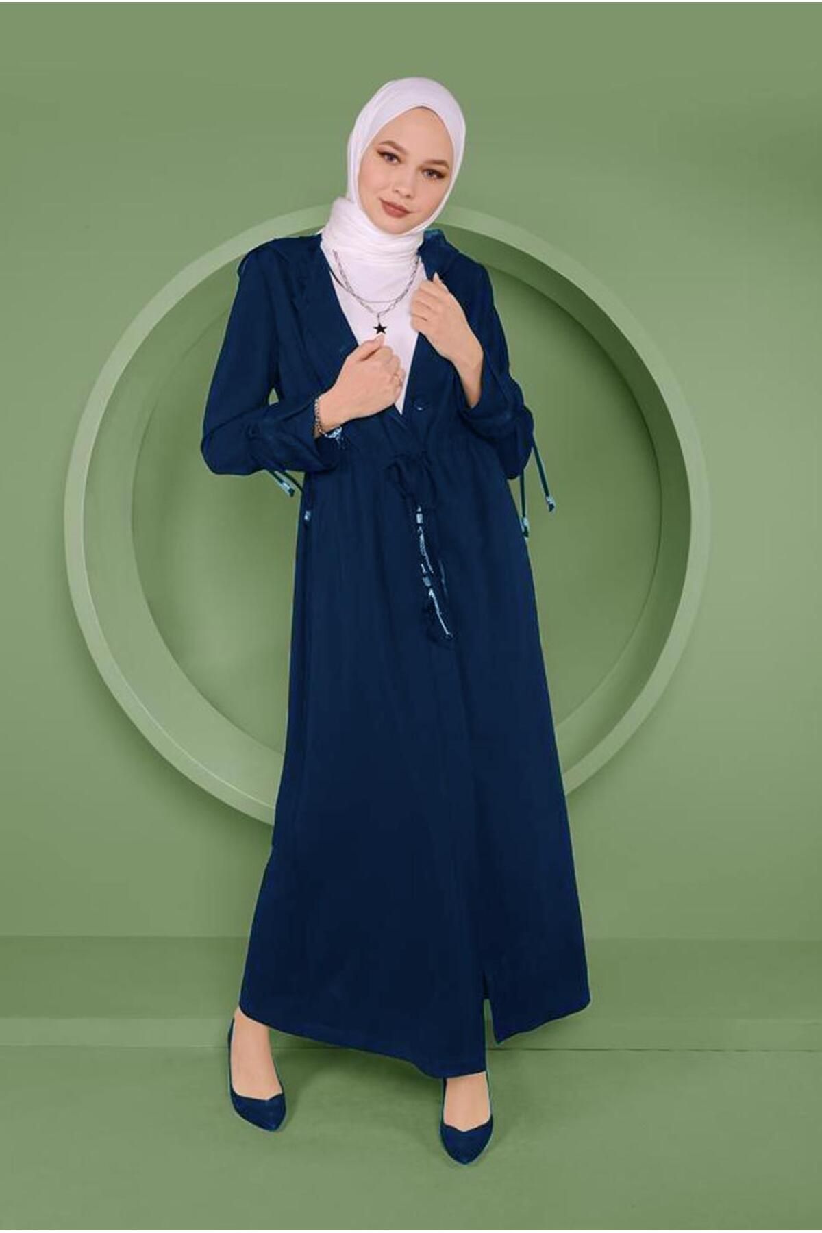 مانتوی بلند پوشیده آبی زنانه عناوین و لاله های کلاه دار با جزئیات 10332 آلوینا Alvina