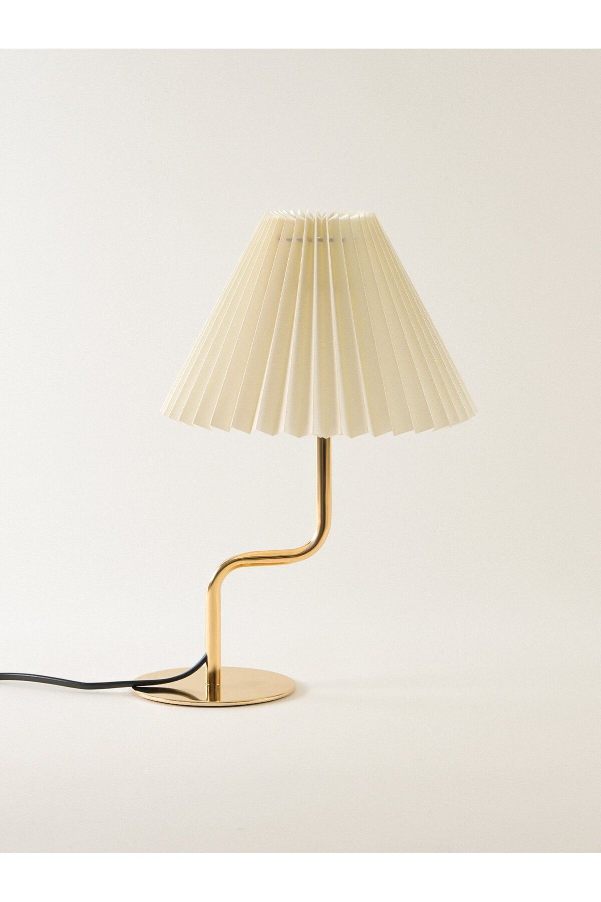 SerenityHaven Sora Modern Gold Abajur