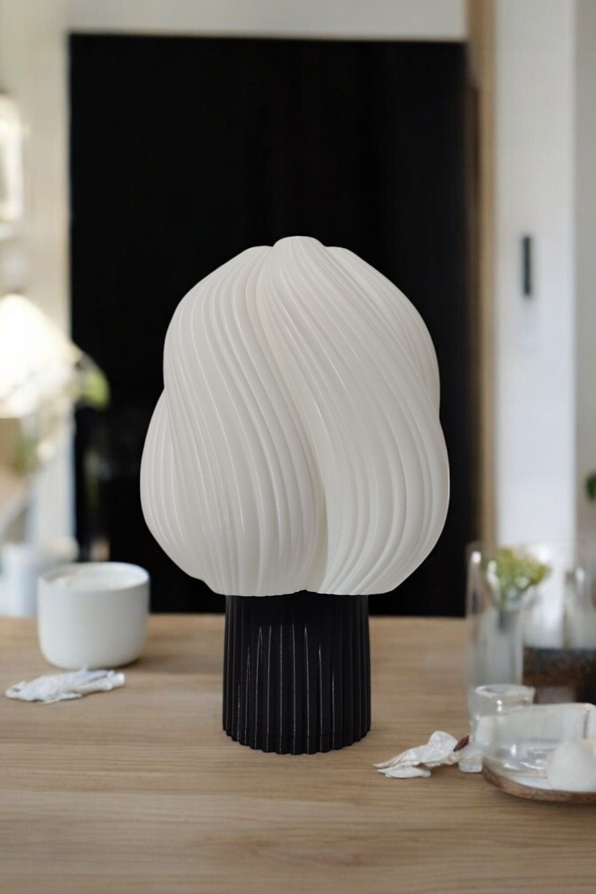 SerenityHaven Dekoratif Modern Pinterest Şık Abajur, Kablolu Masa Lambası, Yatak Odası ve Ofis Aydınlatma