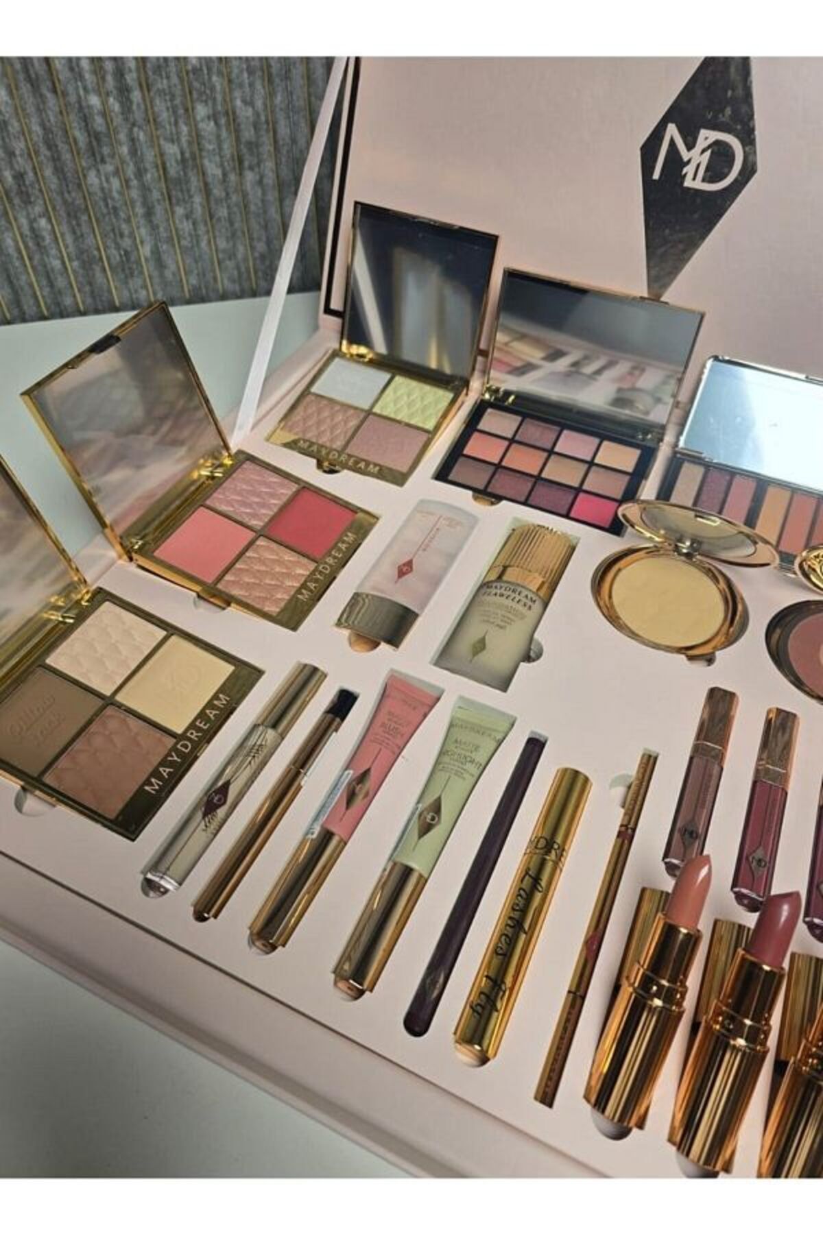 real beauty-24-piece assorted makeup set with professional tools for perfect results 2