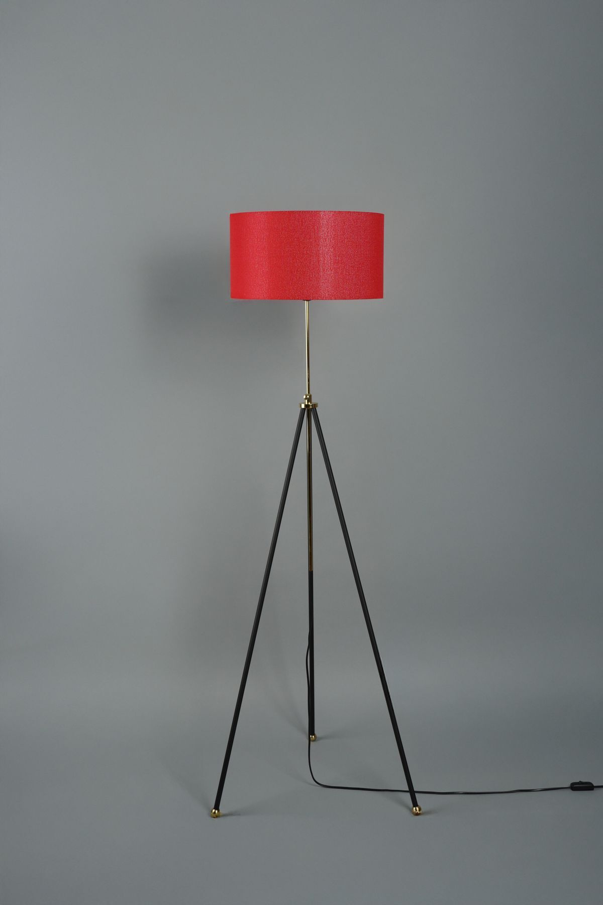 teknotrust Pier Metal Lambader Siyah-Kırmızı (38x38x145 cm)